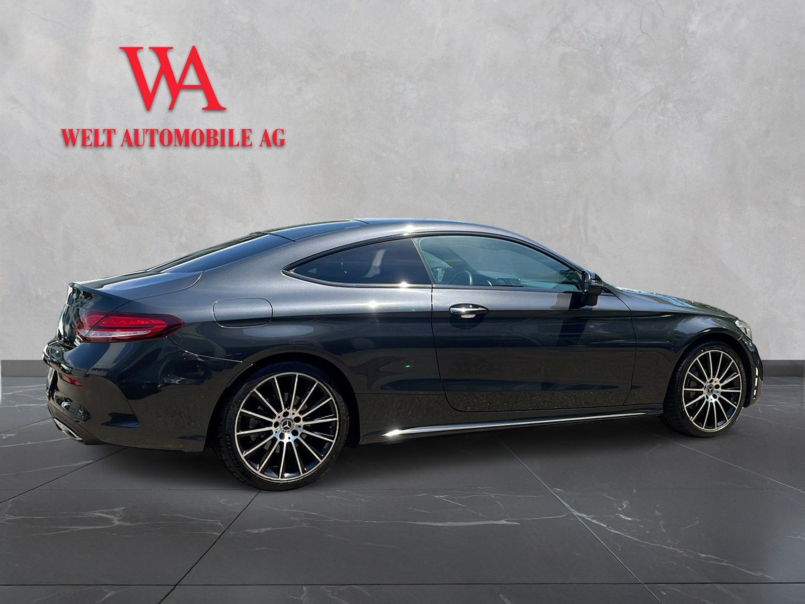 MERCEDES-BENZ C 200 Coupé 4Matic AMG Line 9G-Tronic-image-4
