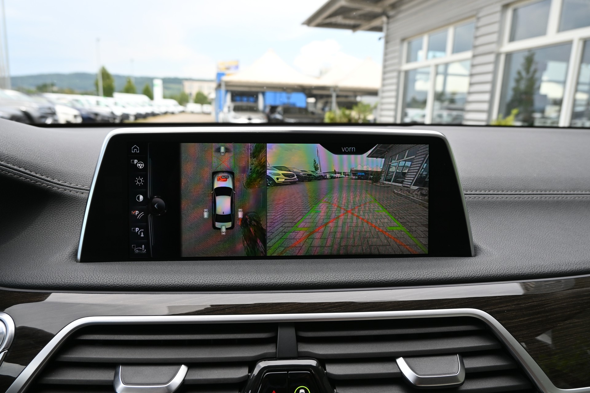 BMW 730d xDrive Steptronic-image-24