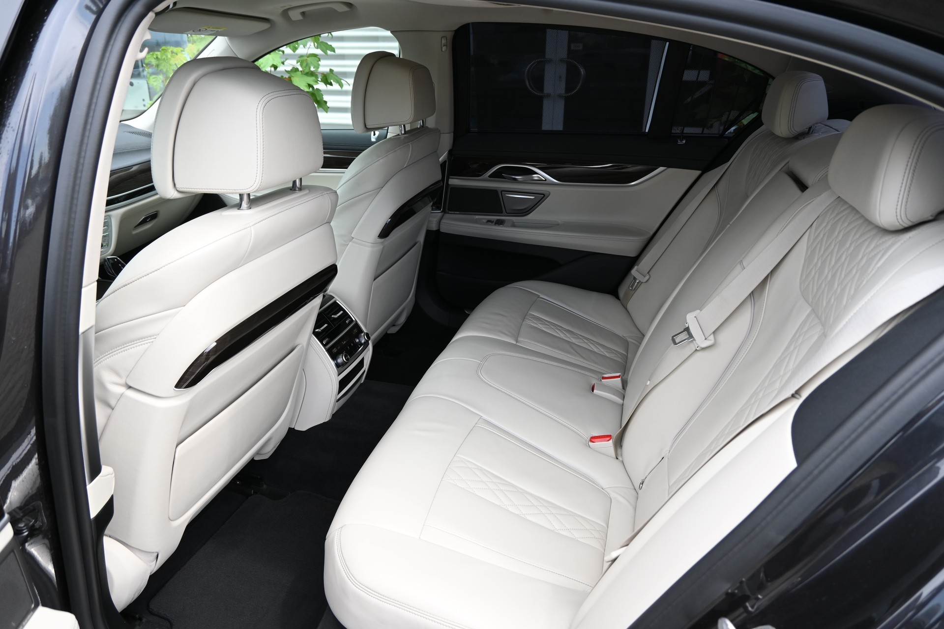 BMW 730d xDrive Steptronic-image-13