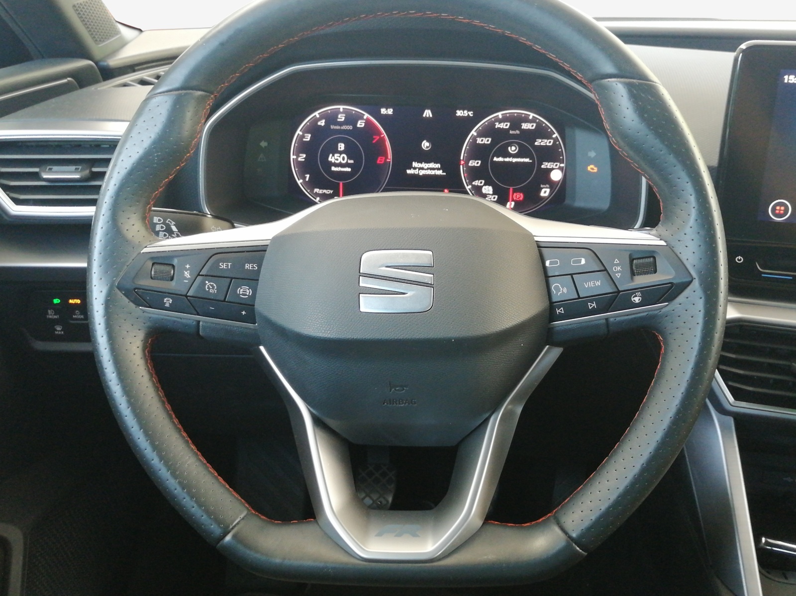 SEAT Leon ST 1.5 Eco TSI FR-image-8