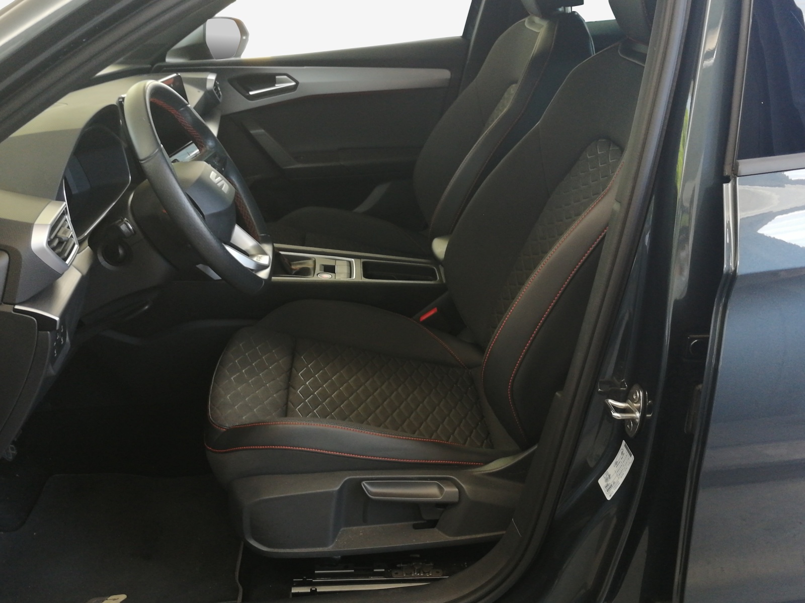 SEAT Leon ST 1.5 Eco TSI FR-image-6
