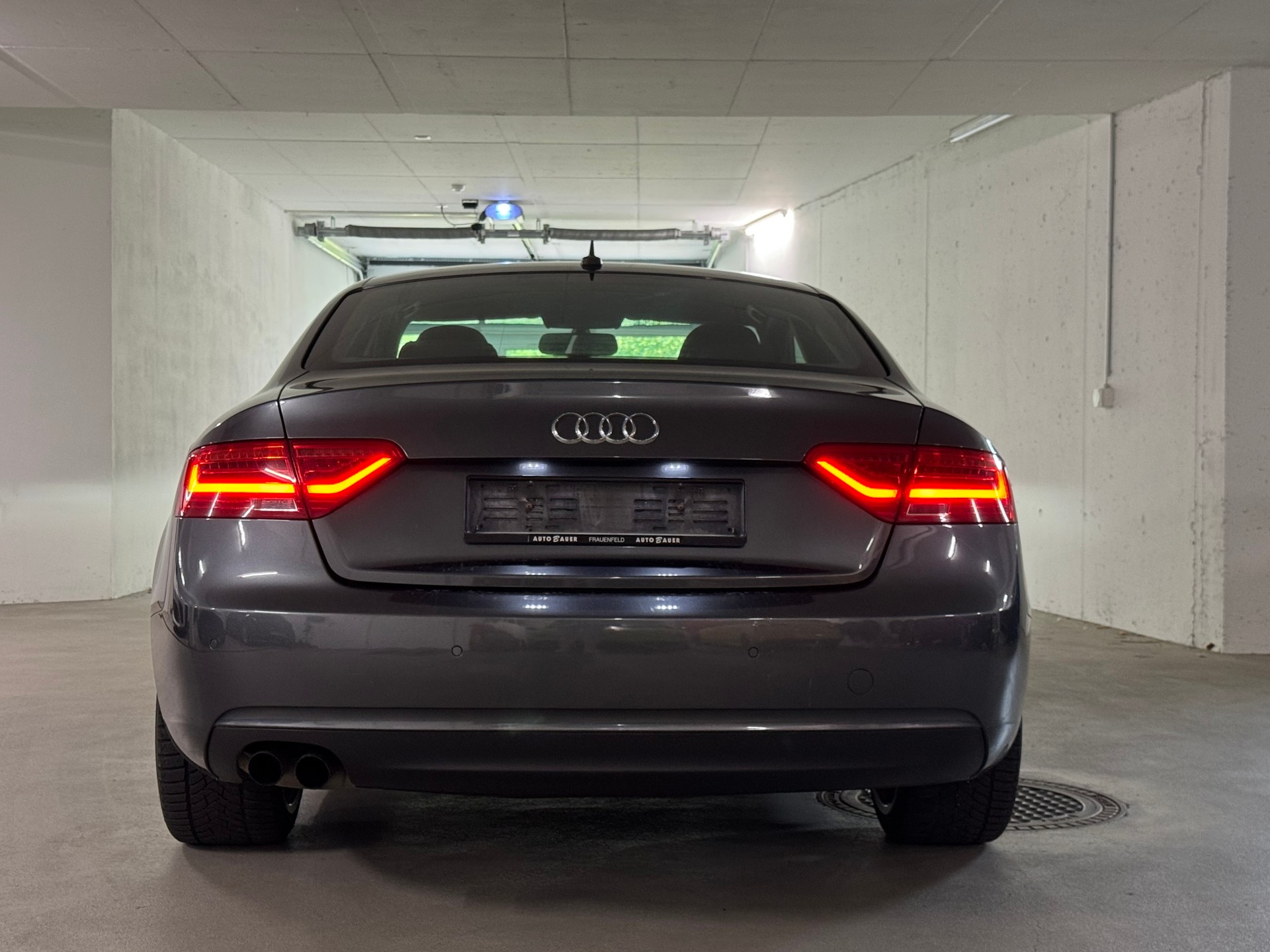 AUDI A5 Coupé 2.0 TFSI quattro S-tronic S-Line-image-5
