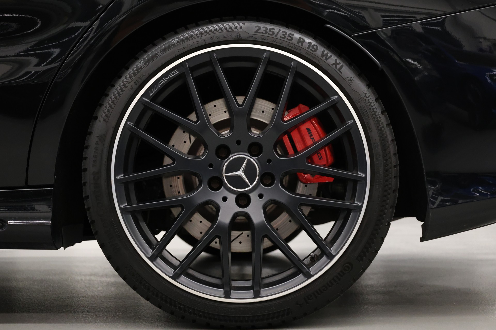 MERCEDES-BENZ CLA 45 AMG 4m Shooting Brake-image-10