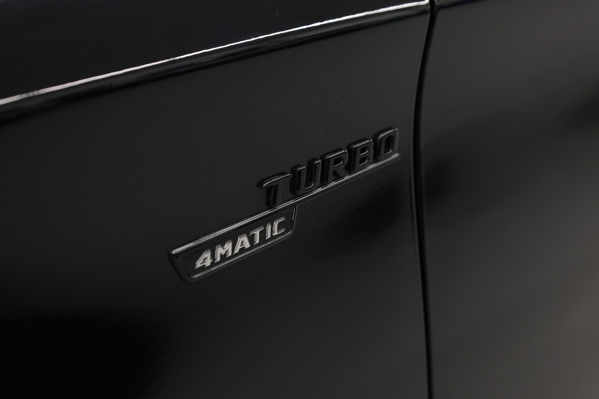 MERCEDES-BENZ CLA 45 AMG 4m Shooting Brake-image-15