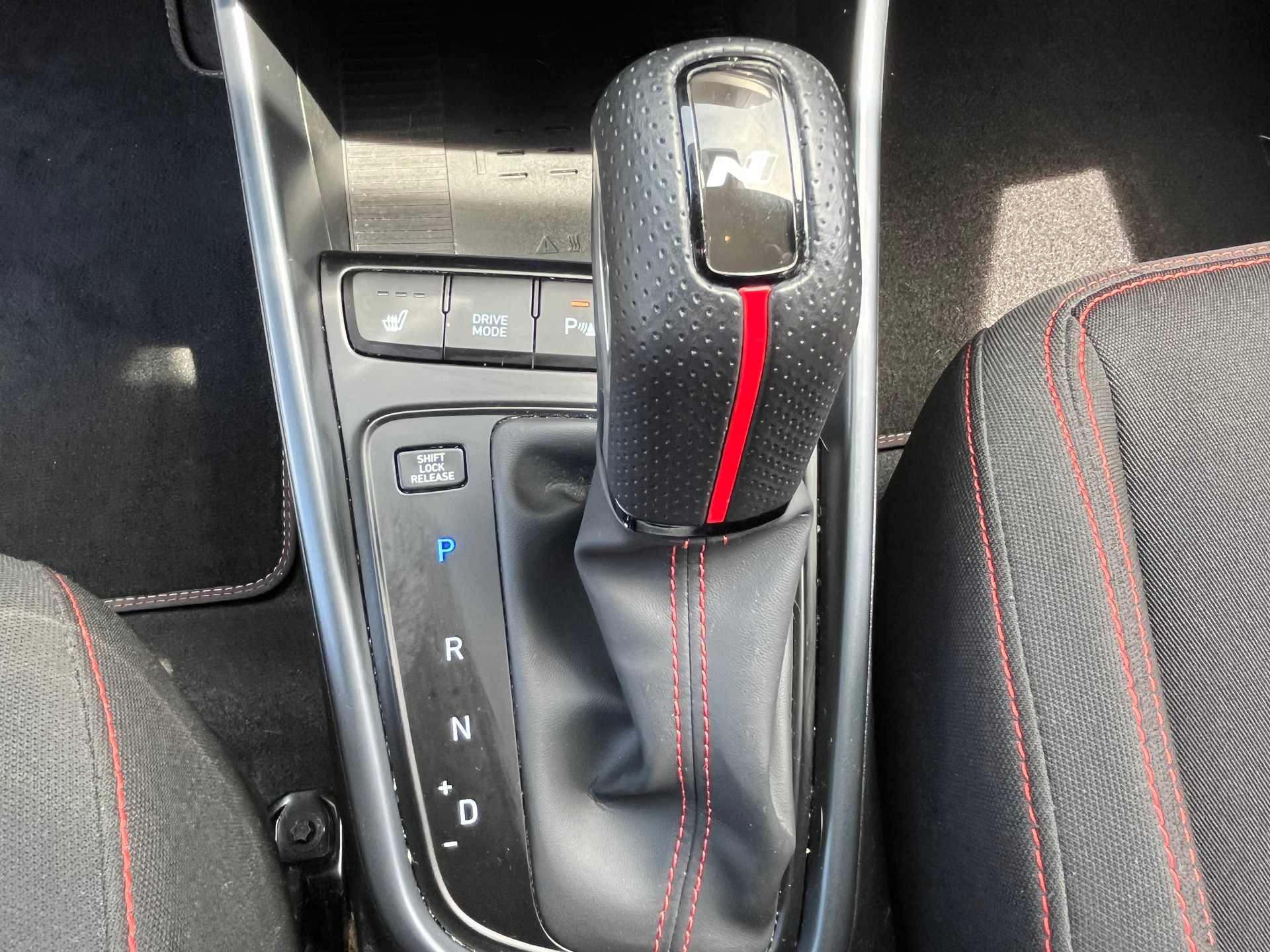 HYUNDAI i20 1.0 T-GDi N Line 48V MH iMT+++N-LINE+++-image-9