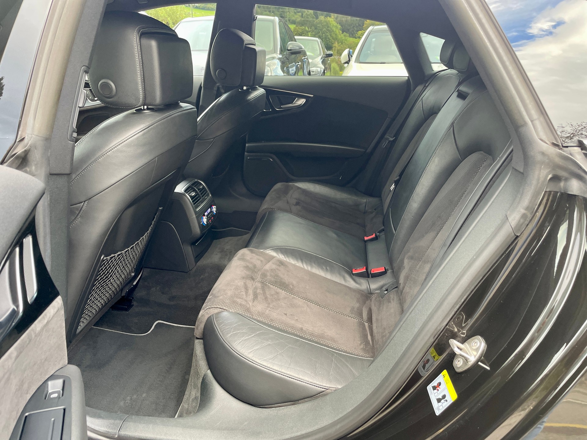 AUDI A7 Sportback 3.0 BiTDI quattro tiptronic-image-16