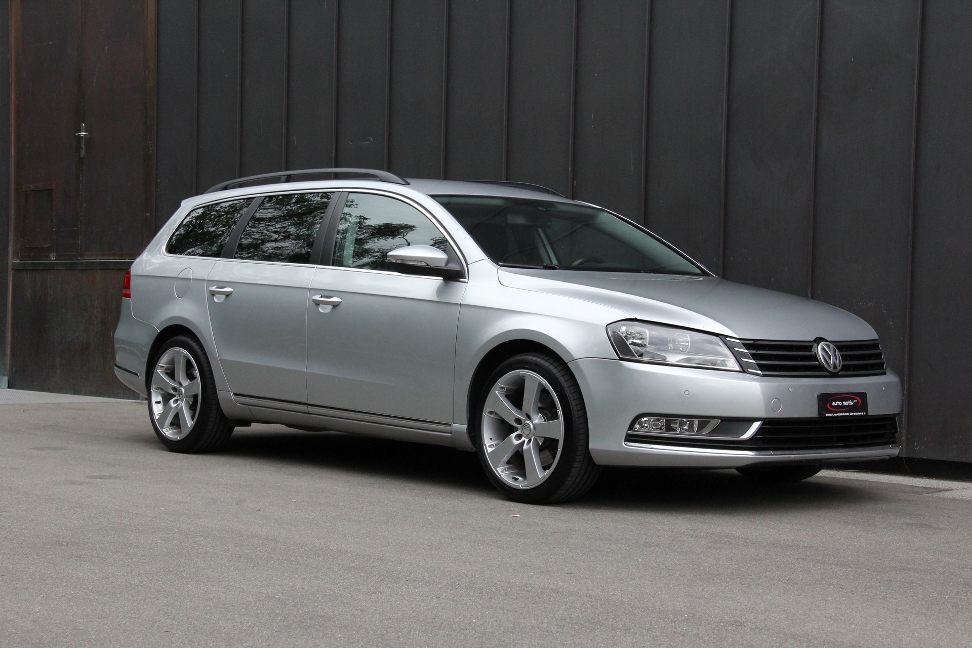 VW Passat Variant 2.0 TDI BlueMotion Technology Comfortline DSG-image-2