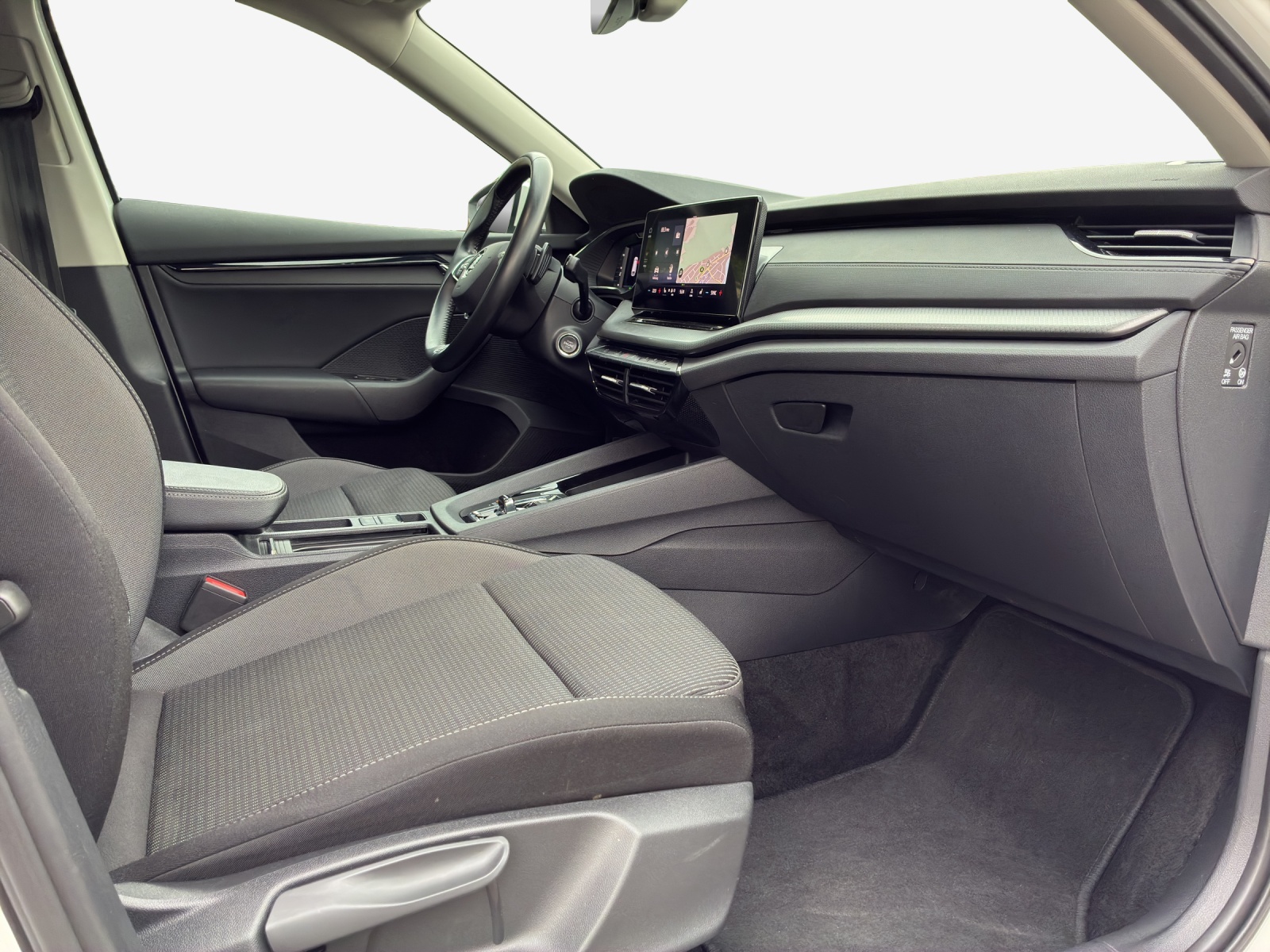 SKODA Octavia Combi 2.0 TDI DSG Ambition-image-14