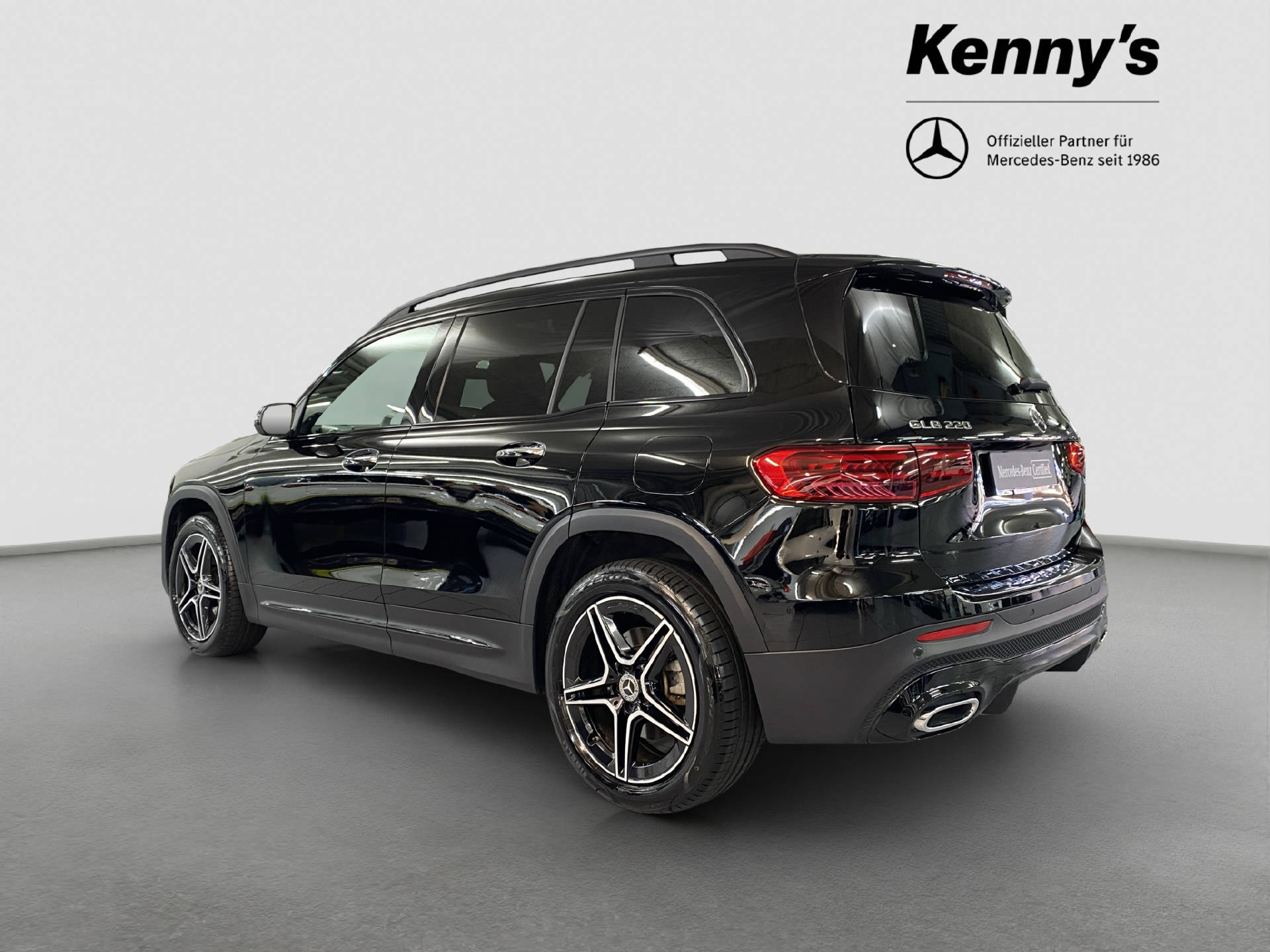 MERCEDES-BENZ GLB 220 AMG Line 4MATIC-image-3