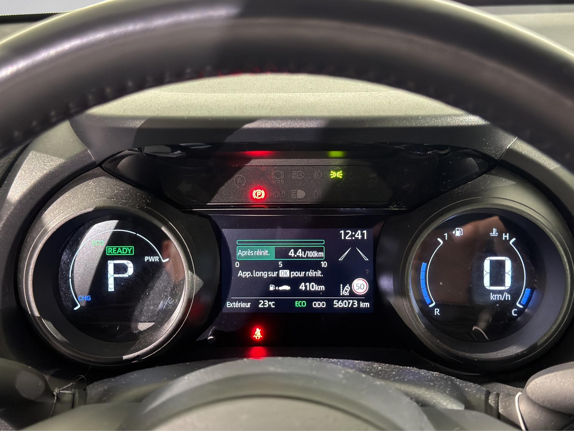 TOYOTA Yaris 1.5 Trend e-CVT-image-10