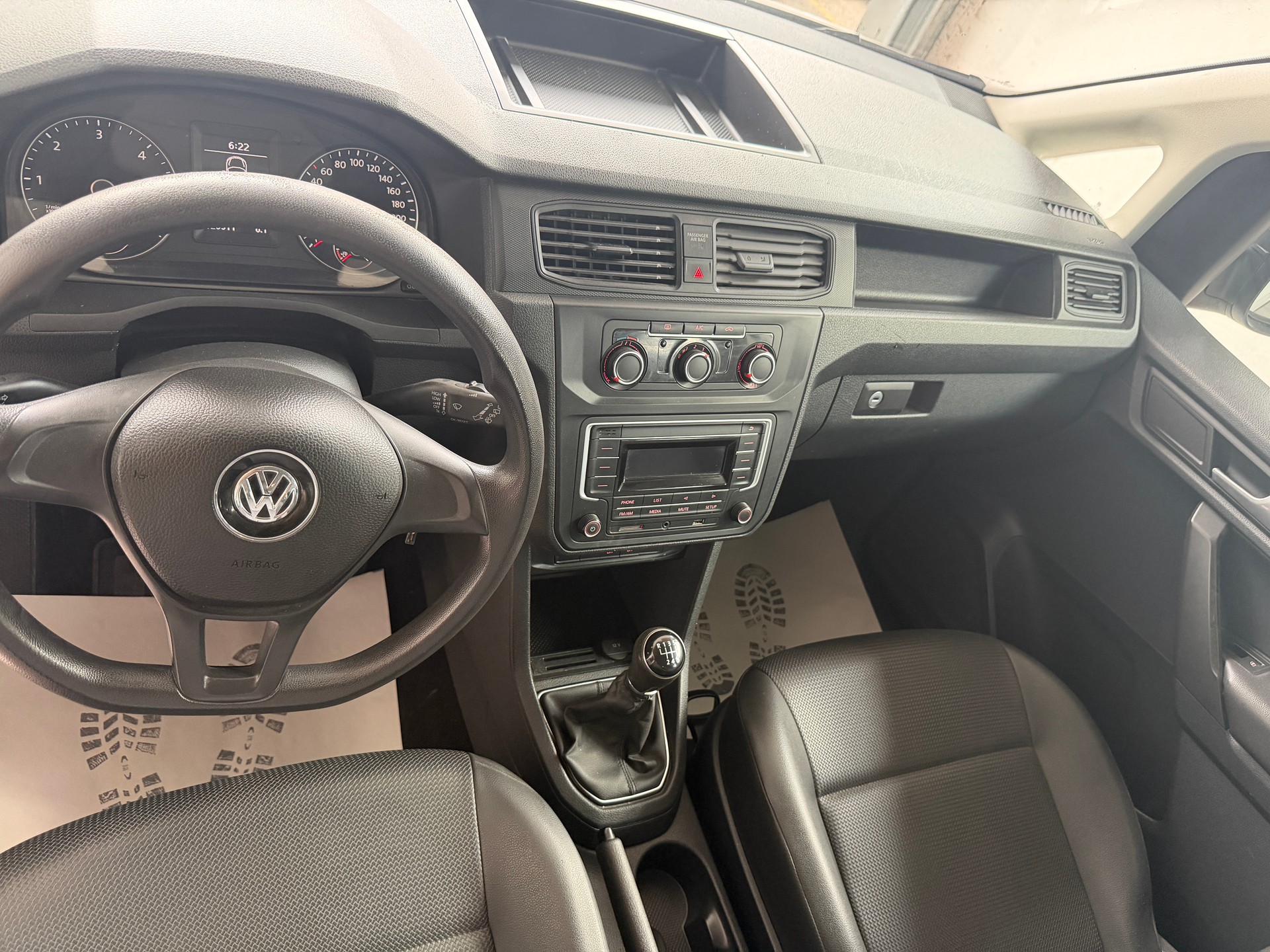VW Caddy 2.0 TDI Trendline 4Motion-image-6