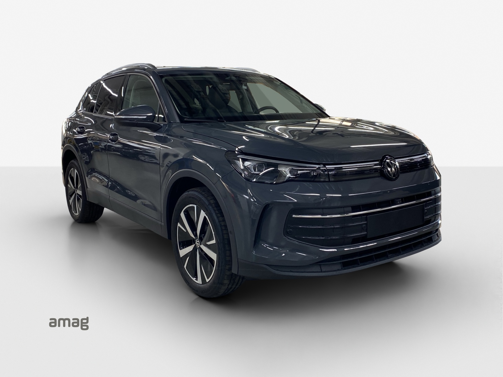 VW Tiguan 2.0 TSI DSG Life 4Motion-image-5