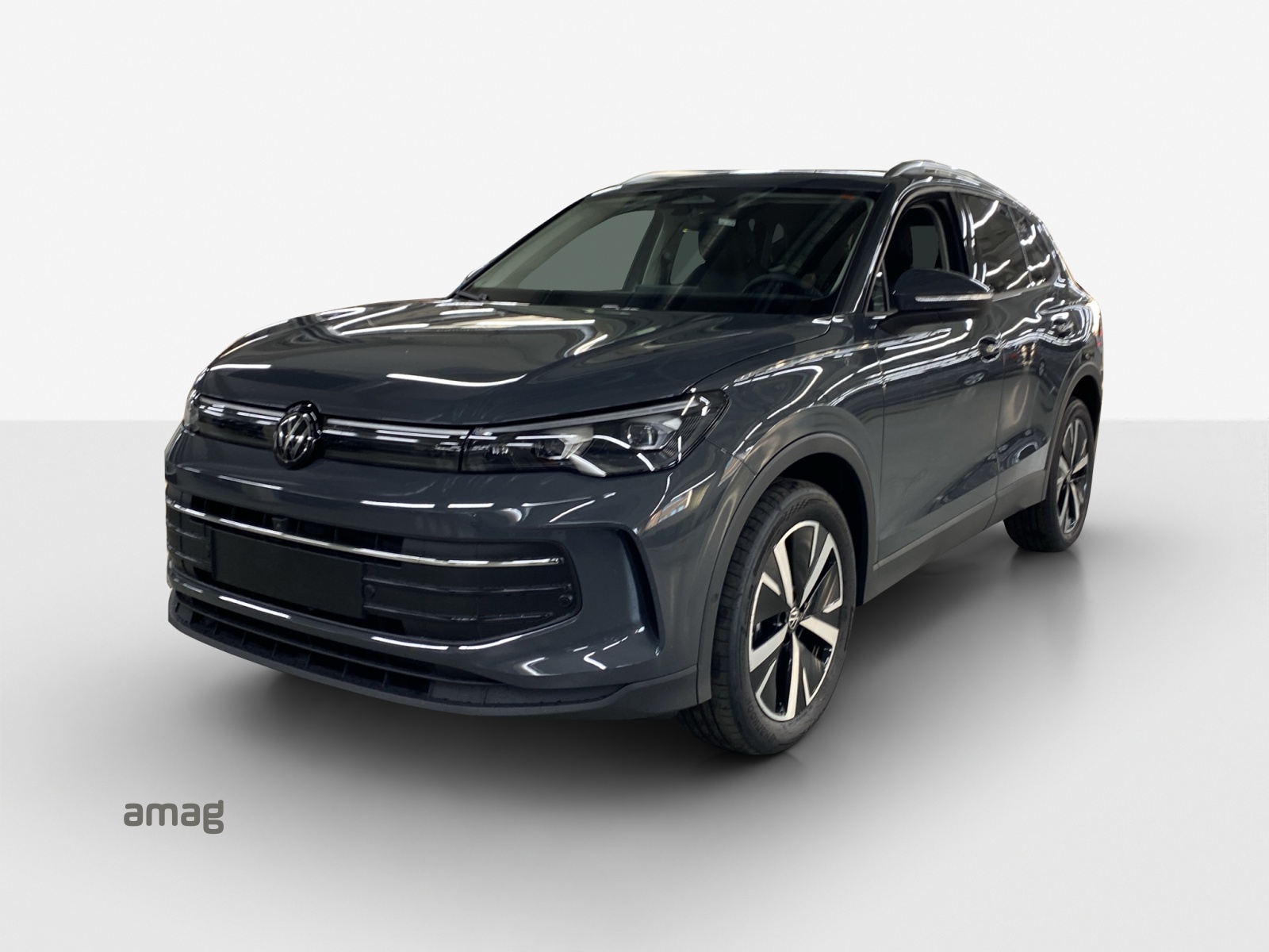 VW Tiguan 2.0 TSI DSG Life 4Motion-image-0