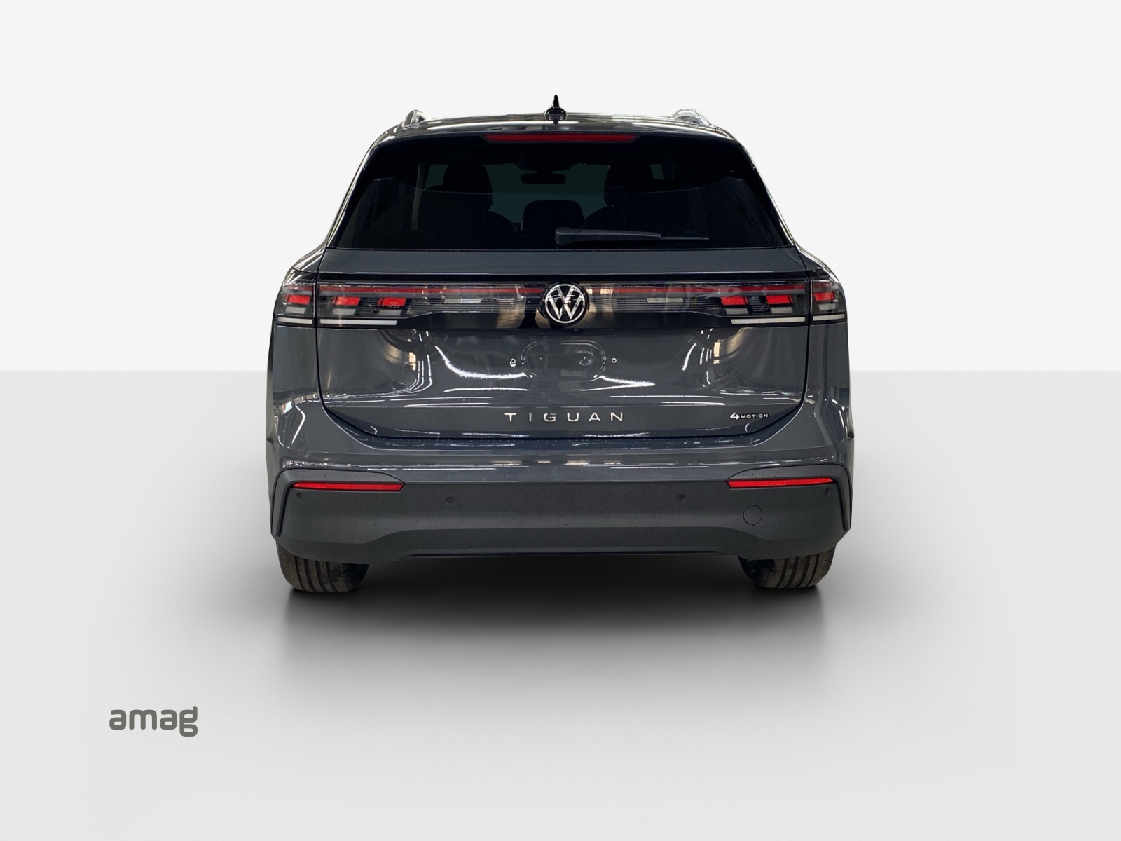 VW Tiguan 2.0 TSI DSG Life 4Motion-image-3