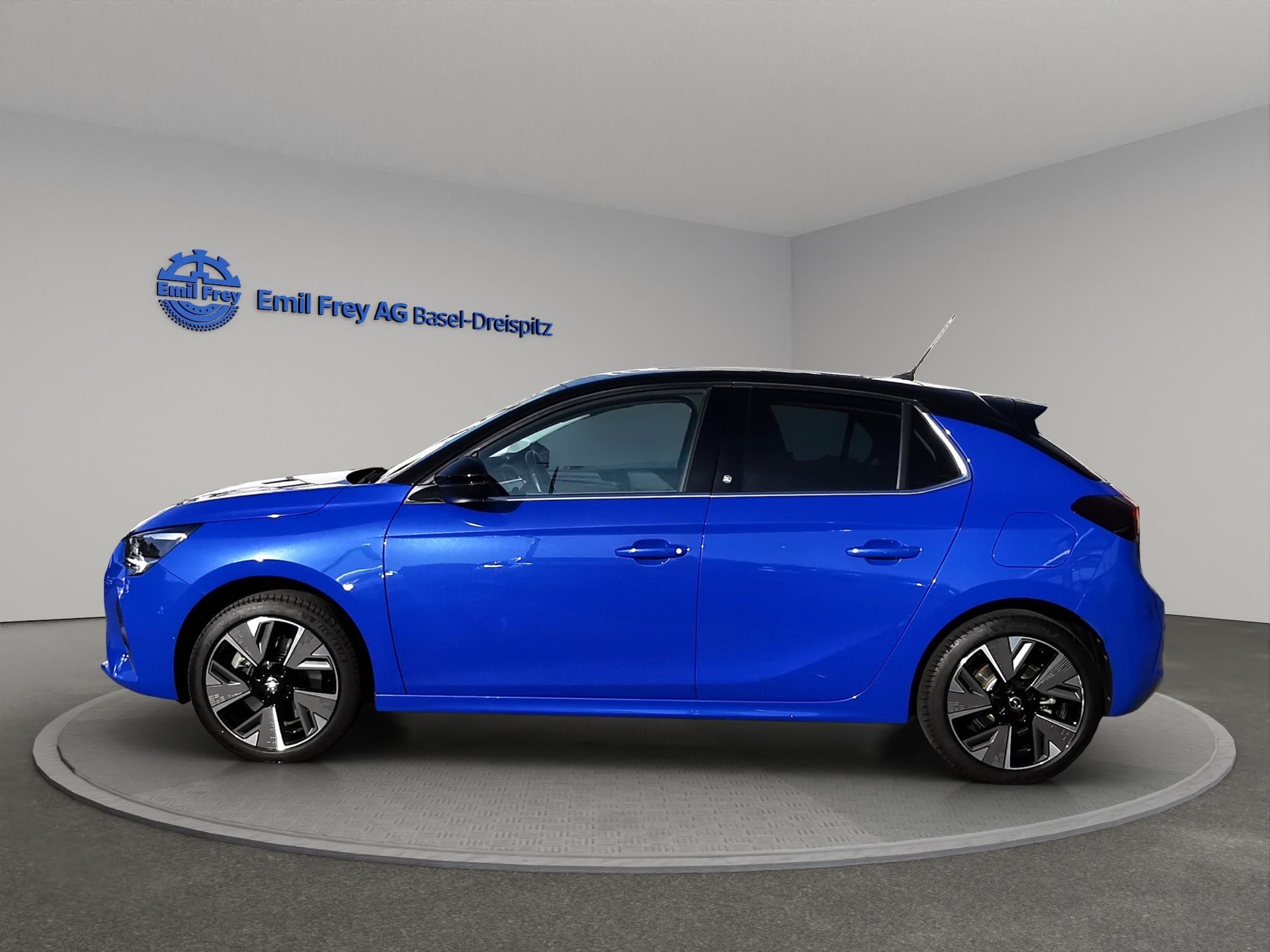 OPEL Corsa-e Elegance-image-2