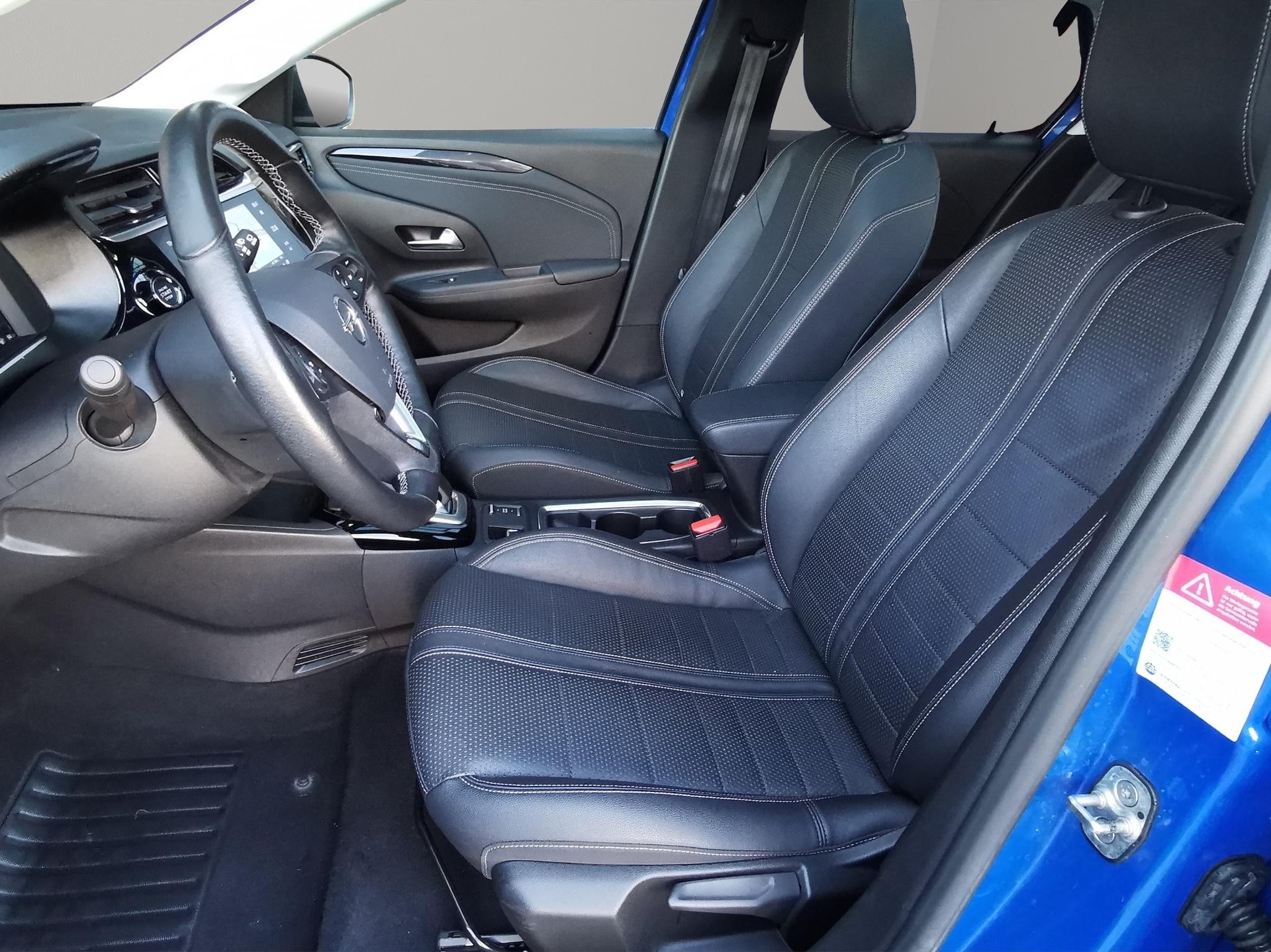 OPEL Corsa-e Elegance-image-1