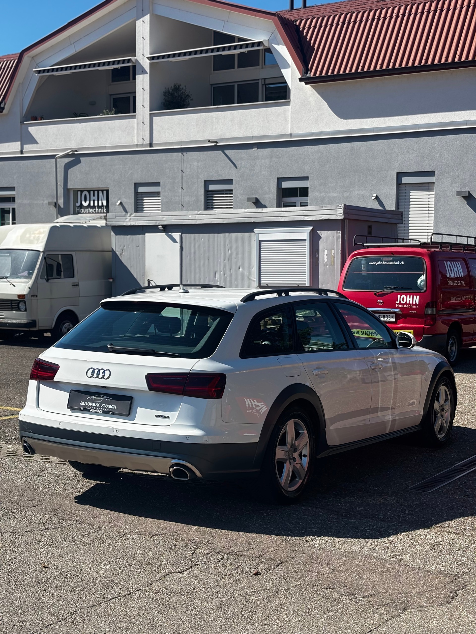 AUDI A6 allroad 3.0 TDI V6 quattro S-tronic-image-3