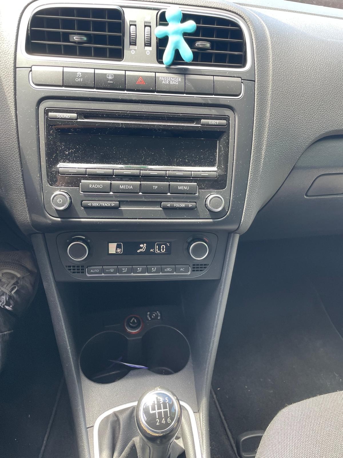 VW Polo 1.2 TSI Highline-image-12