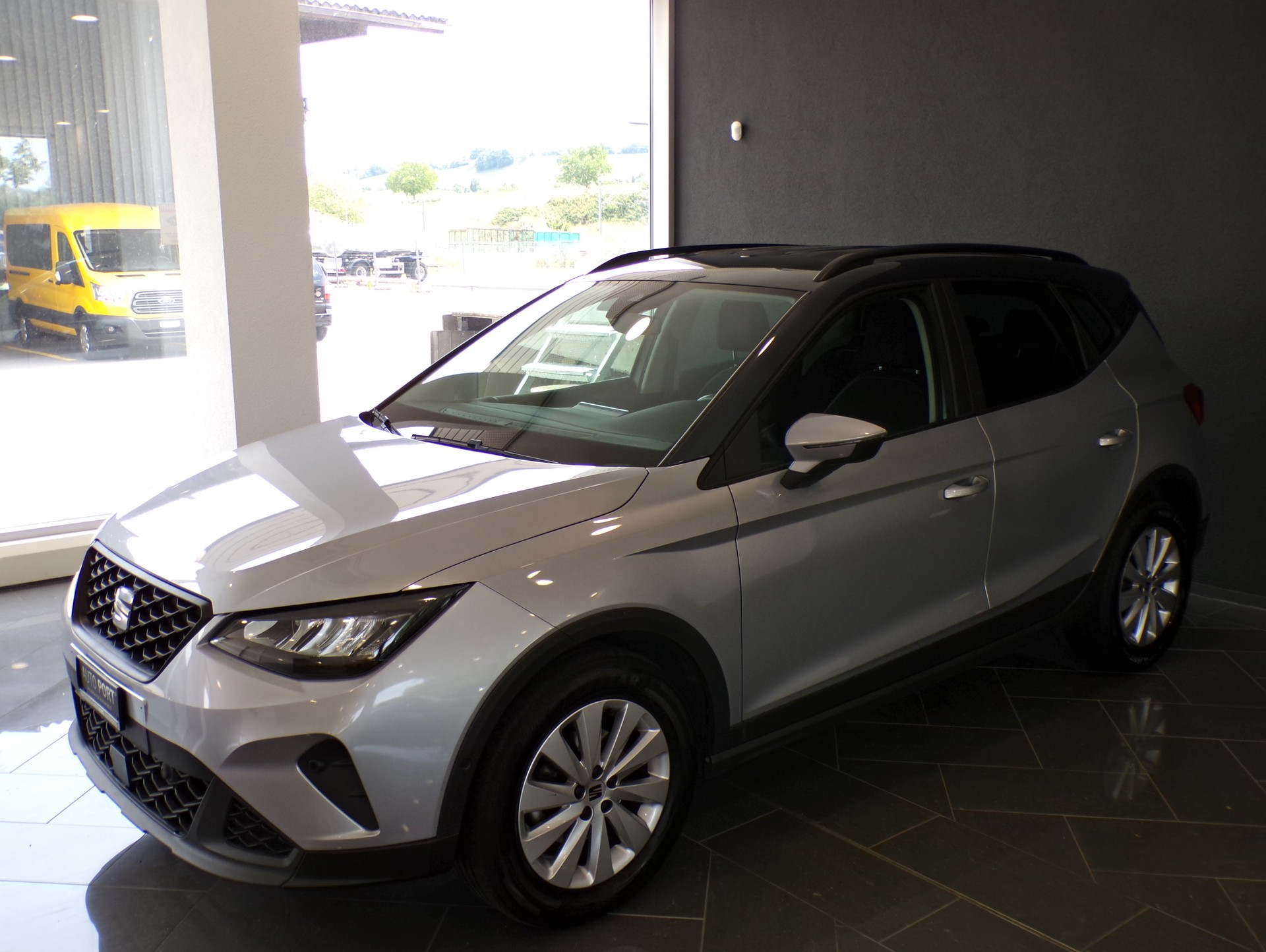 SEAT Arona 1.0 TSI Eco Style-image-1
