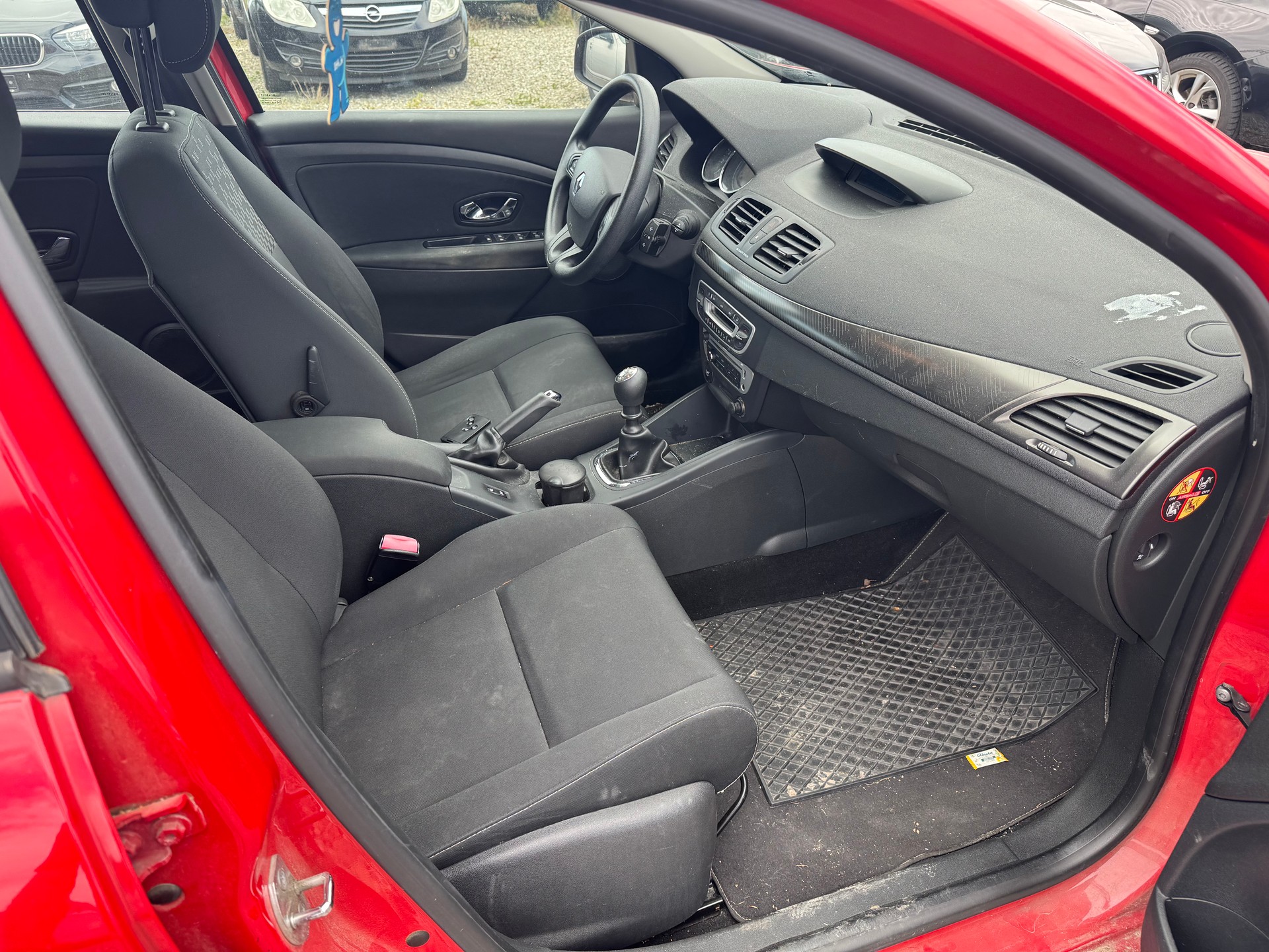 RENAULT Mégane Grandtour 1.5 dCi Expression-image-12