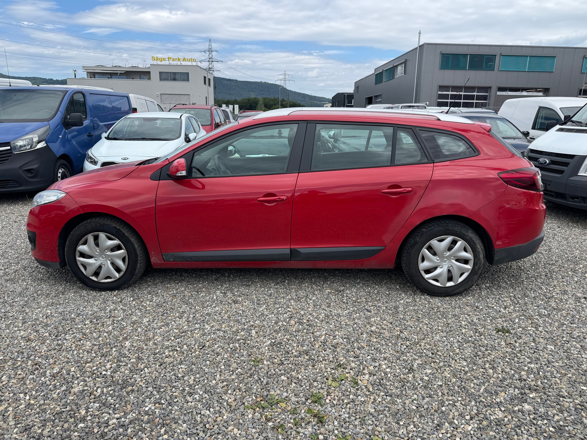 RENAULT Mégane Grandtour 1.5 dCi Expression-image-8