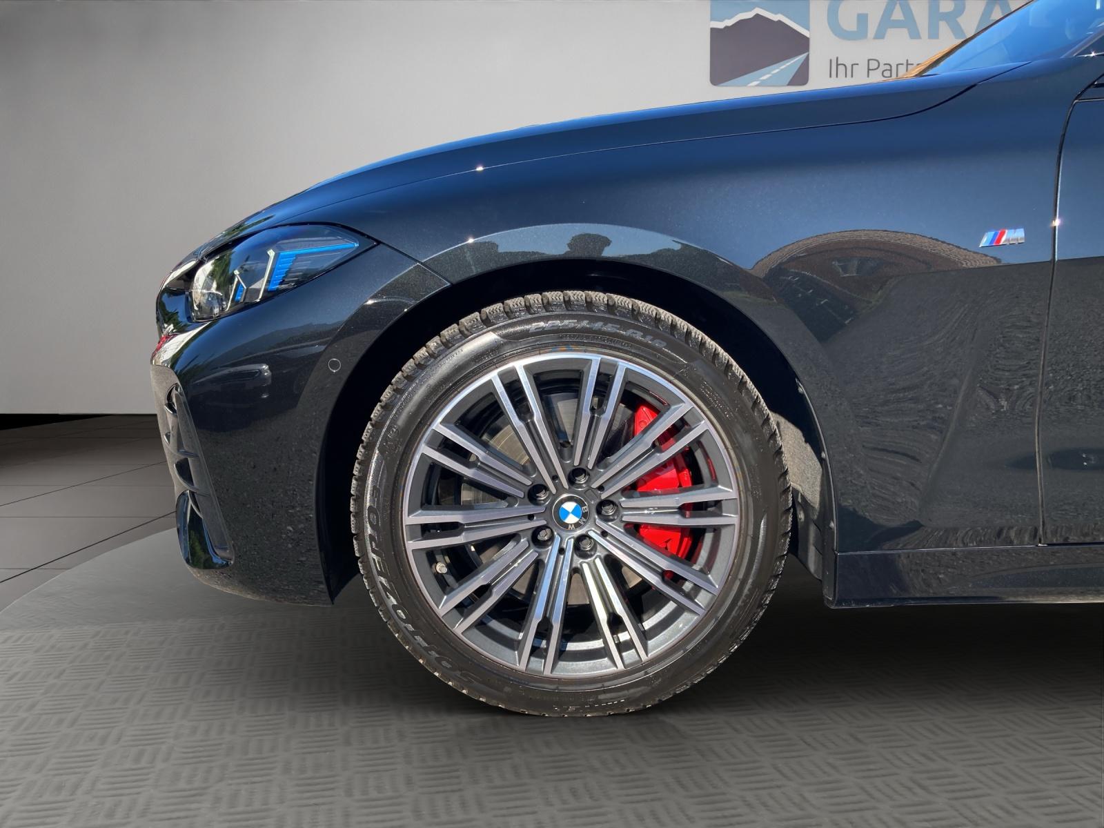 BMW M440i xDrive Cabrio-image-19