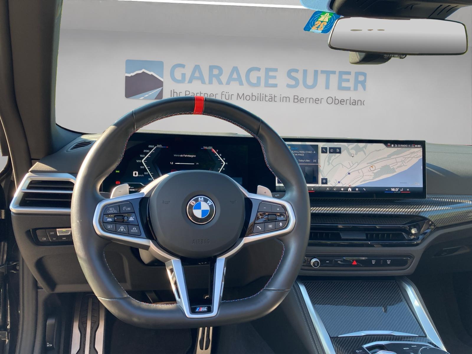 BMW M440i xDrive Cabrio-image-13