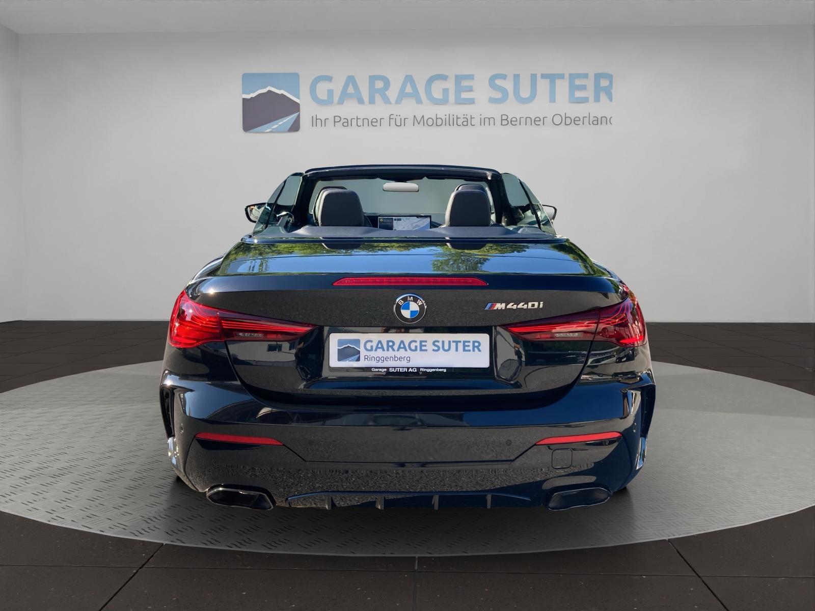 BMW M440i xDrive Cabrio-image-3