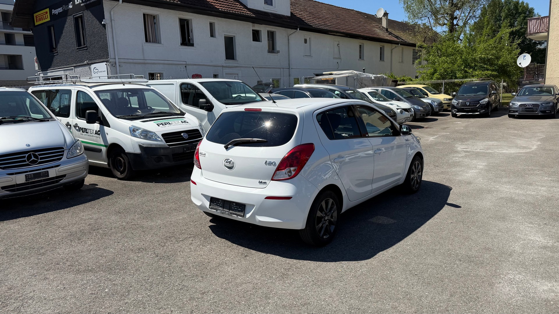 HYUNDAI i20 1.2 Comfort-image-2