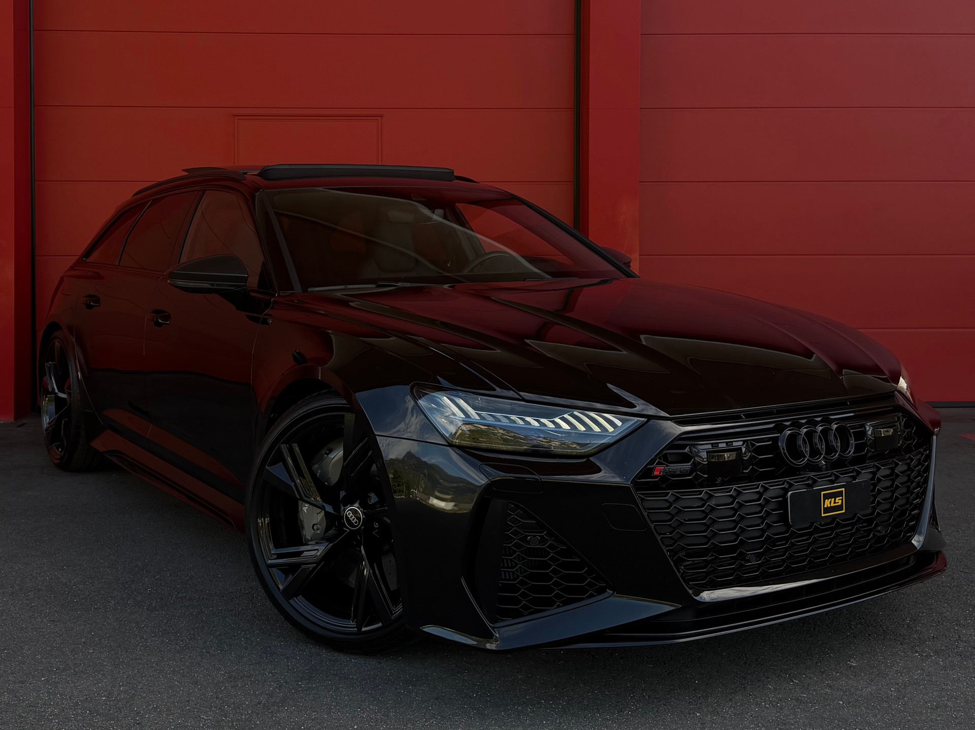 AUDI RS6 Avant 4.0 TFSI V8 quattro-image-0