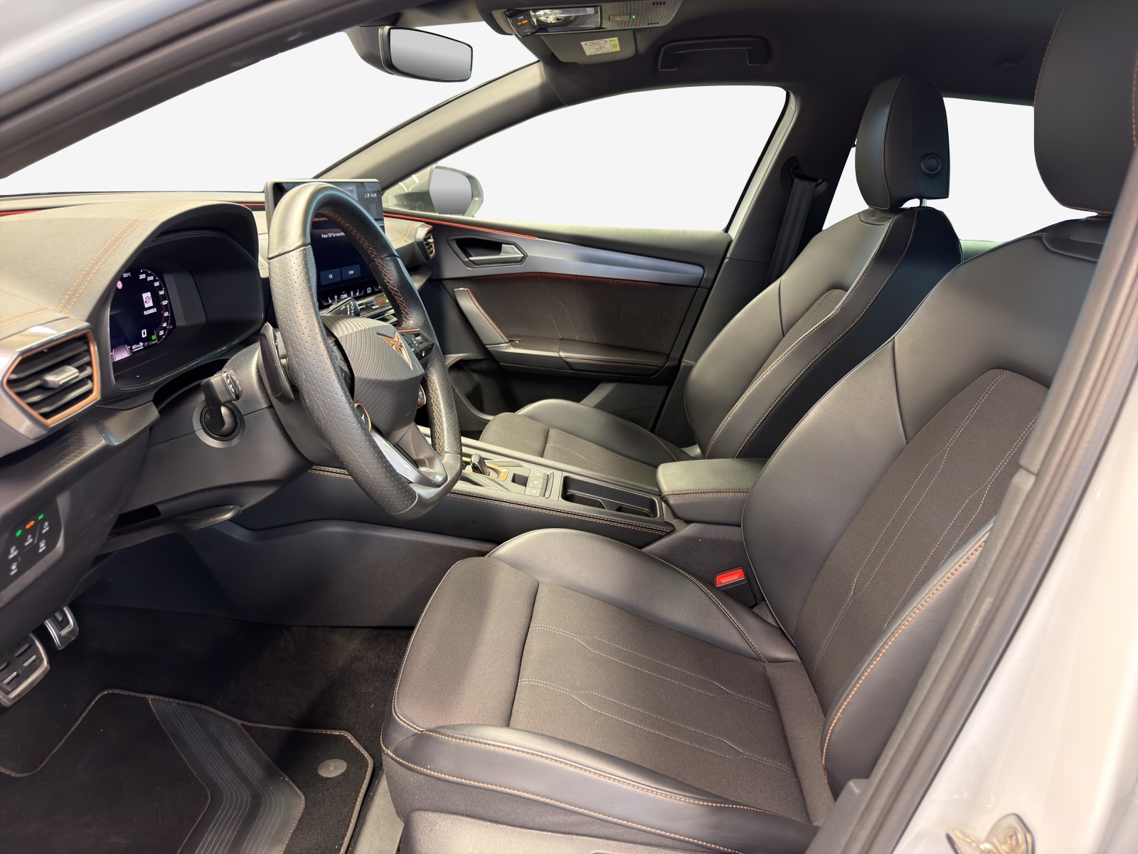 CUPRA LEON ST 1.5 eTSI DSG-image-7