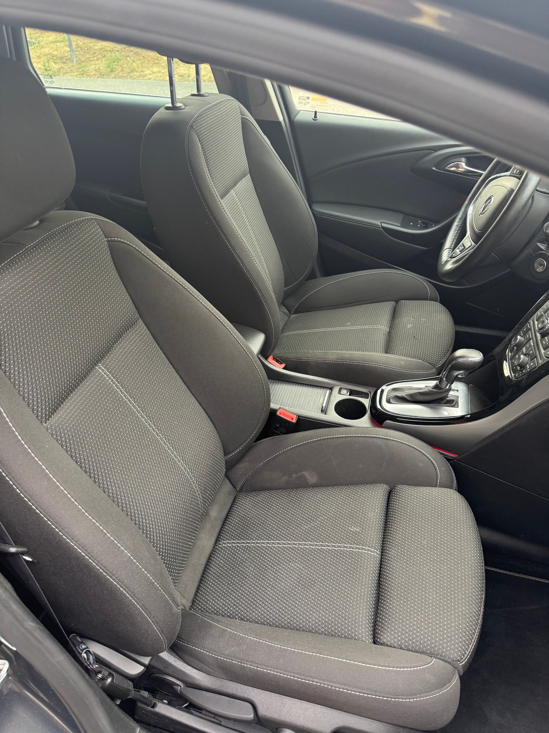 OPEL Astra SportsTourer 2.0 CDTi Cosmo Automatic-image-6