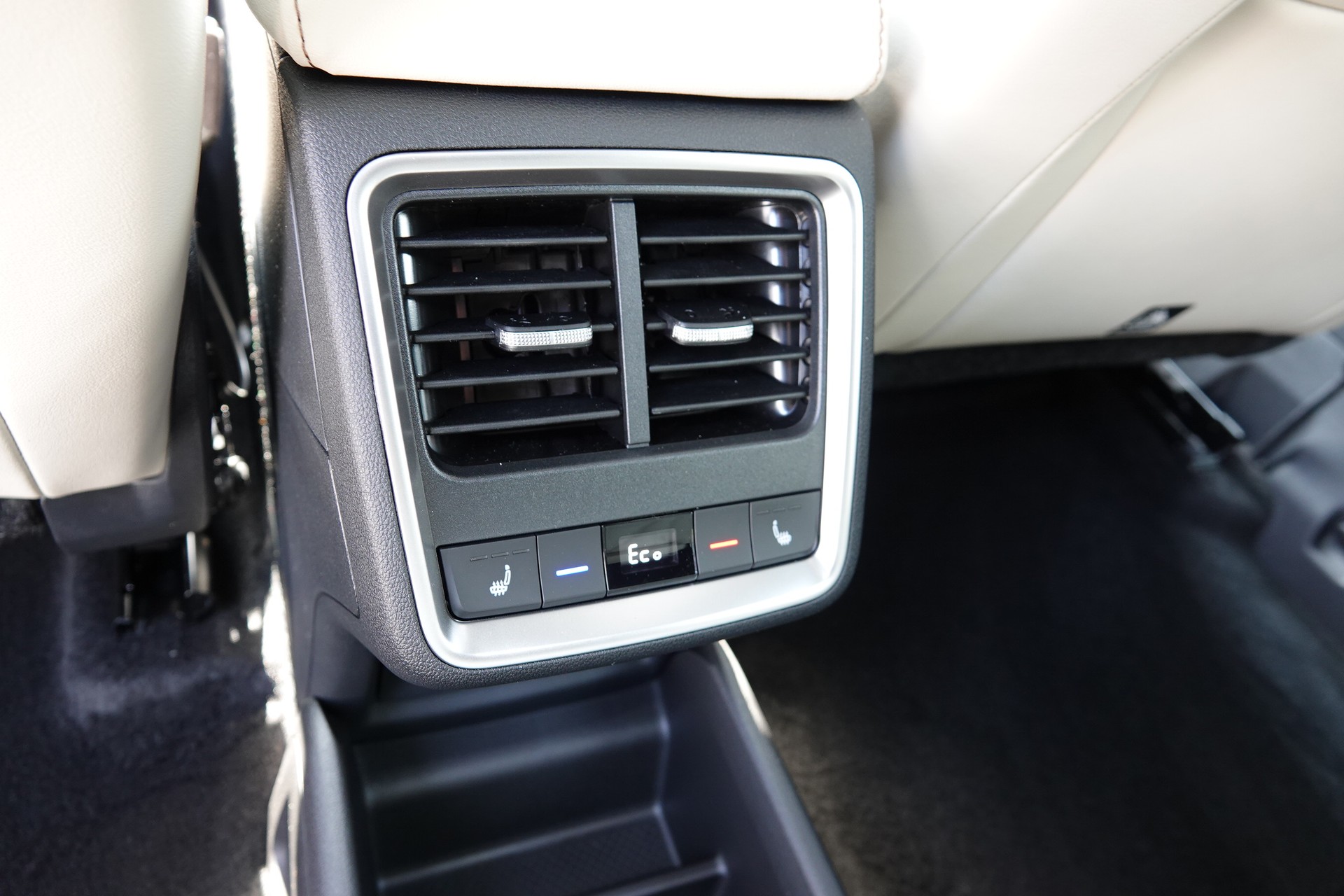 SKODA Elroq 85 Selection 4x4-image-16