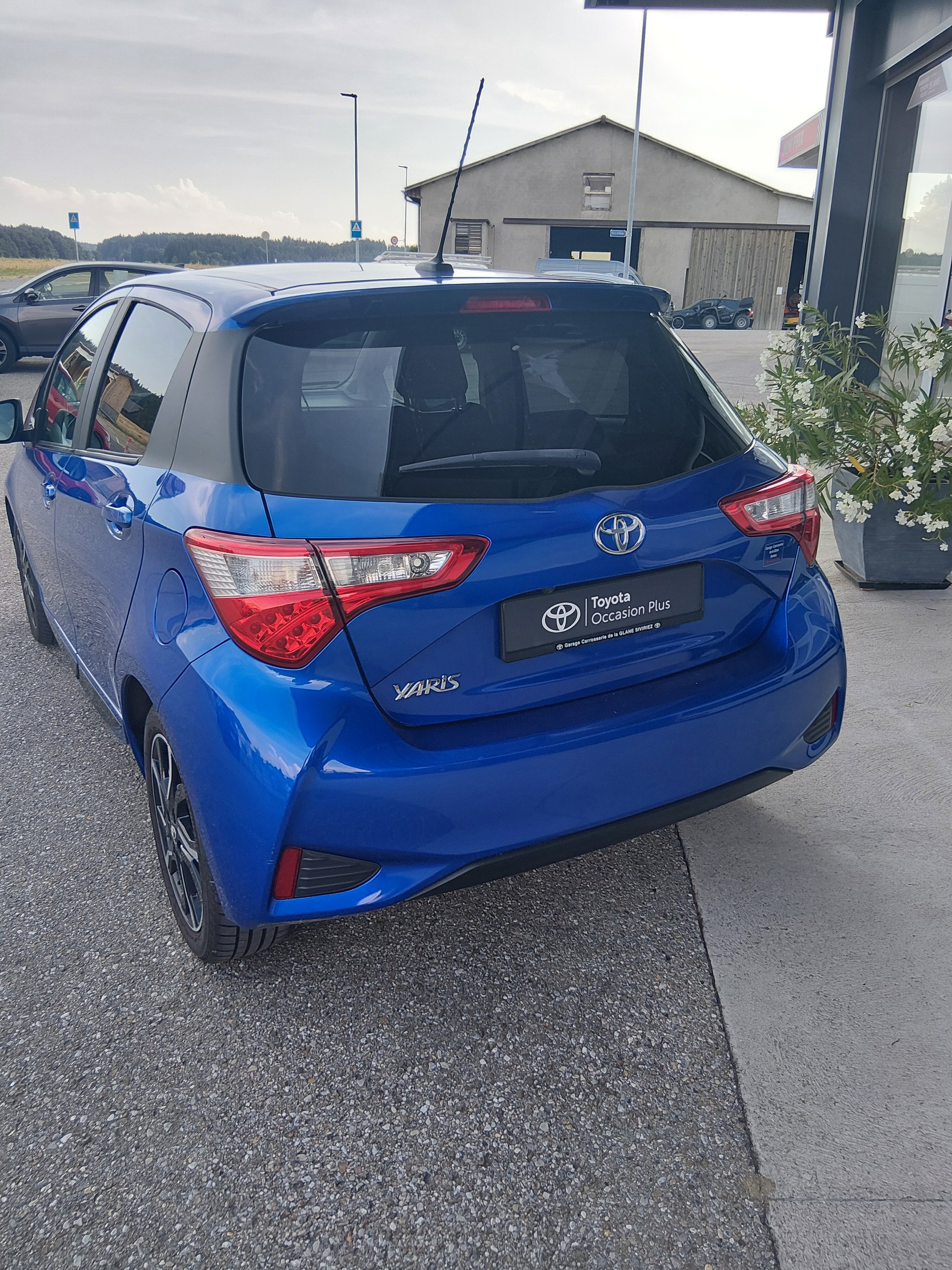 TOYOTA Yaris 1.5 Trend-image-4