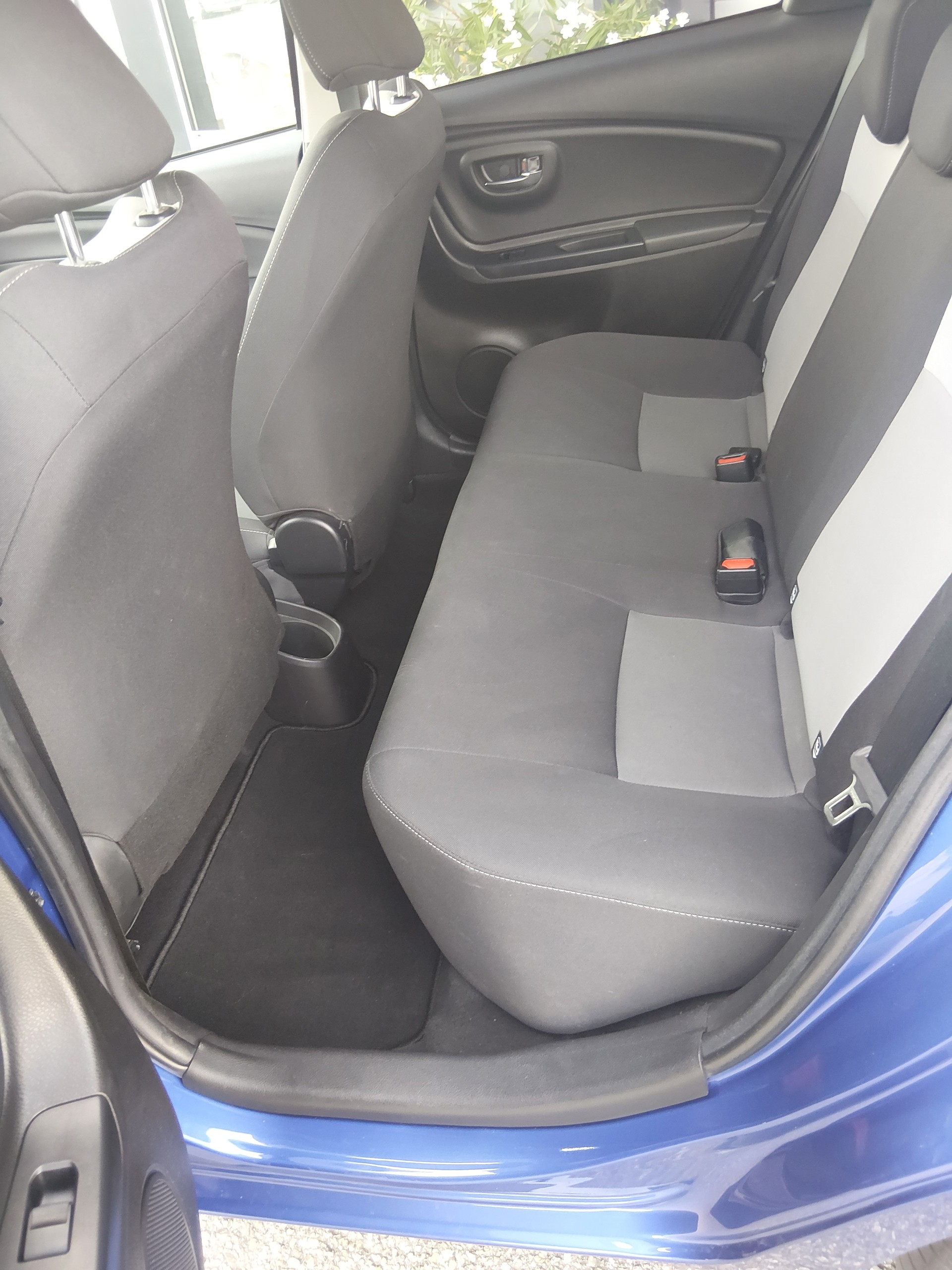 TOYOTA Yaris 1.5 Trend-image-8