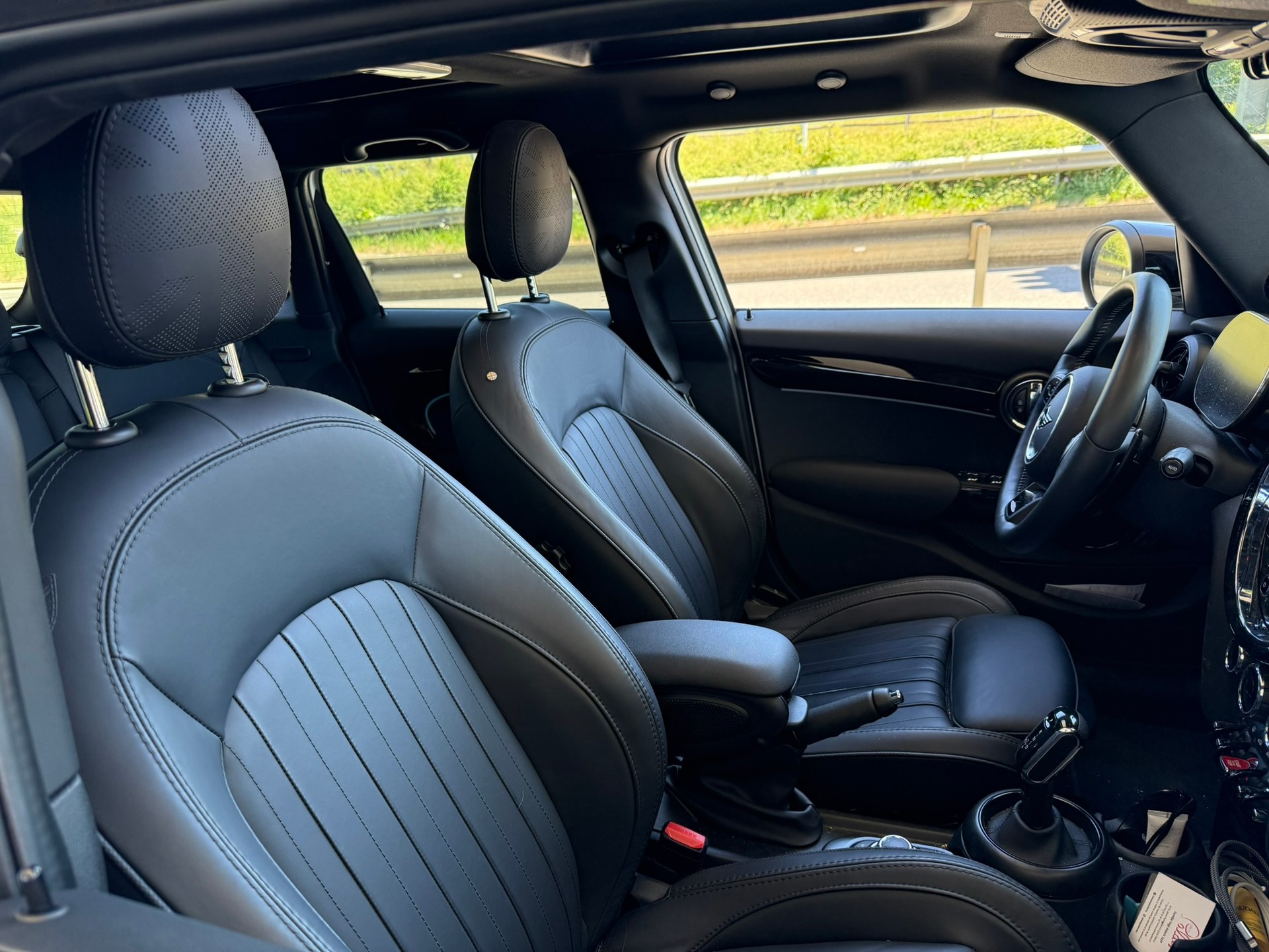 MINI Cooper S Steptronic DKG-image-8