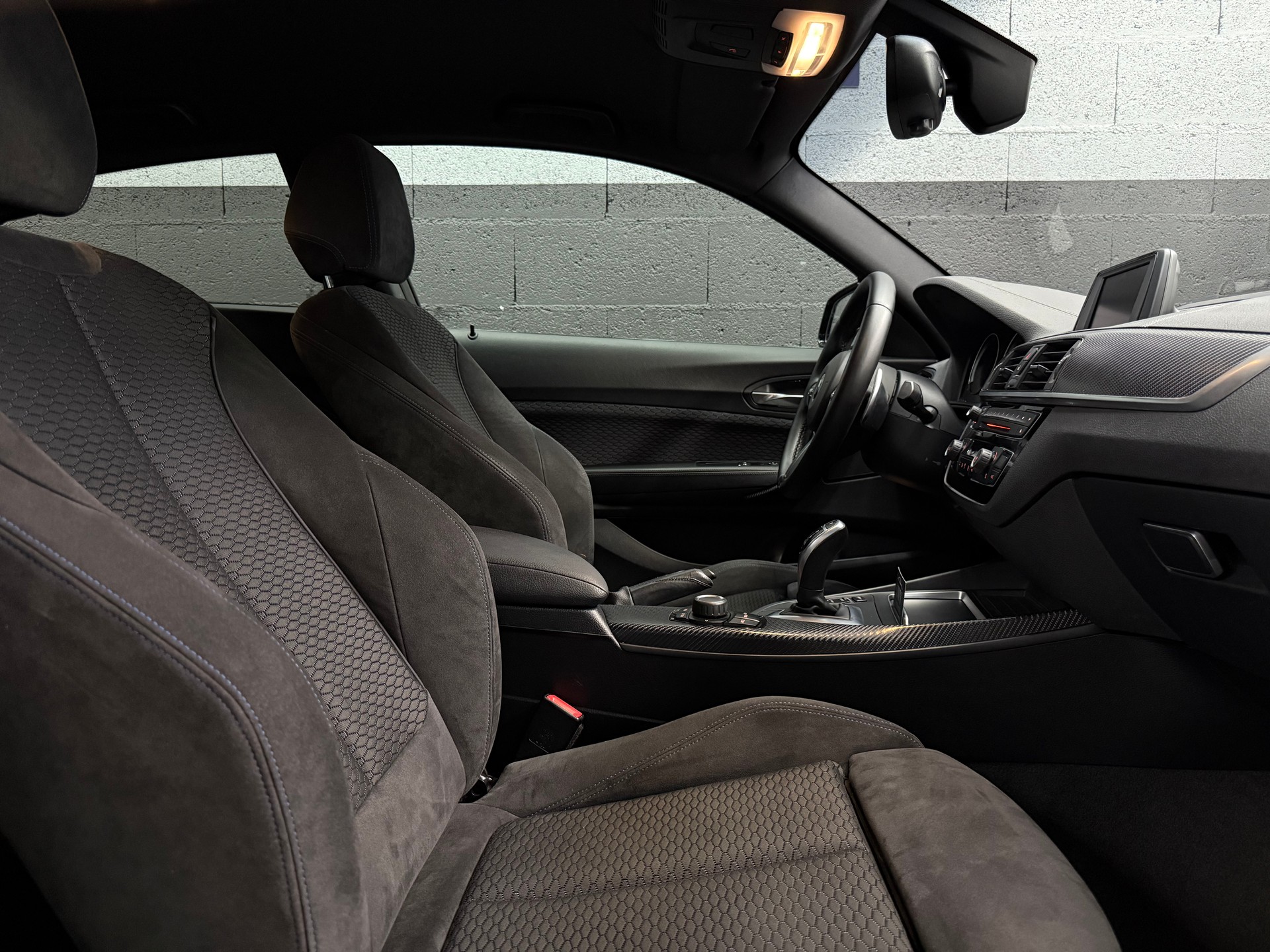 BMW M140i xDrive Steptronic-image-8