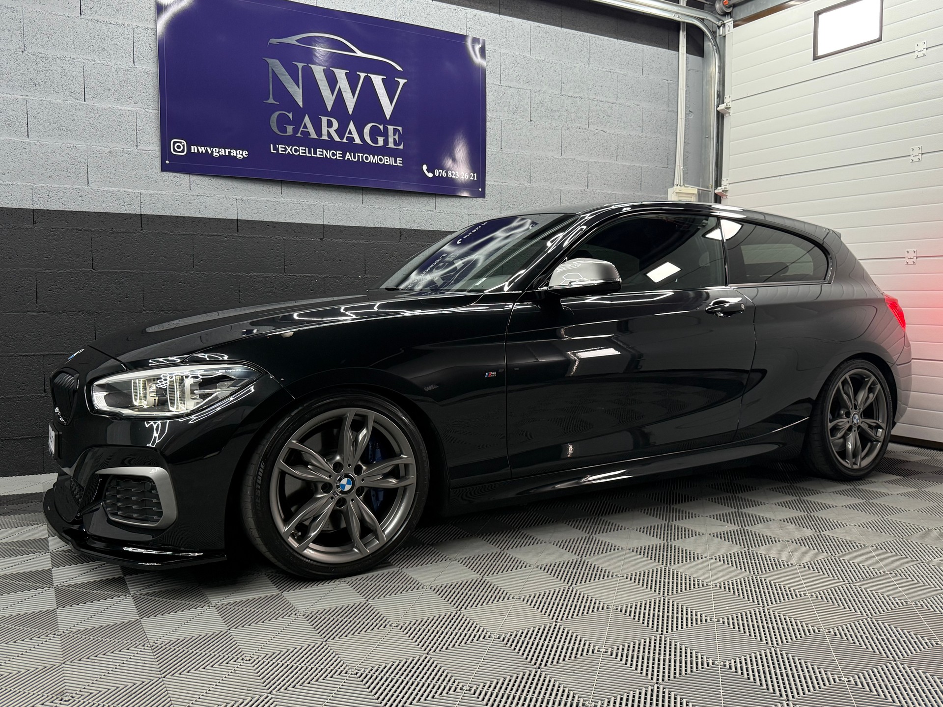 BMW M140i xDrive Steptronic-image-0