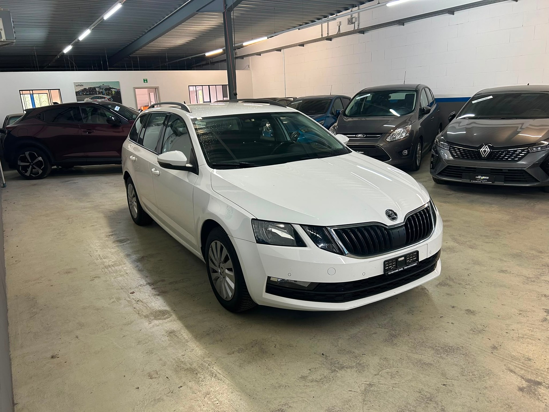 SKODA Octavia Combi 2.0 TSI Ambition 4x4 DSG-image-2