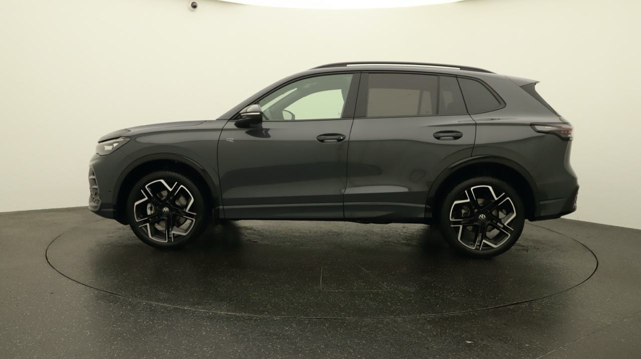 VW Tiguan 2.0 TDI SCR R-Line 4Motion DSG-image-1