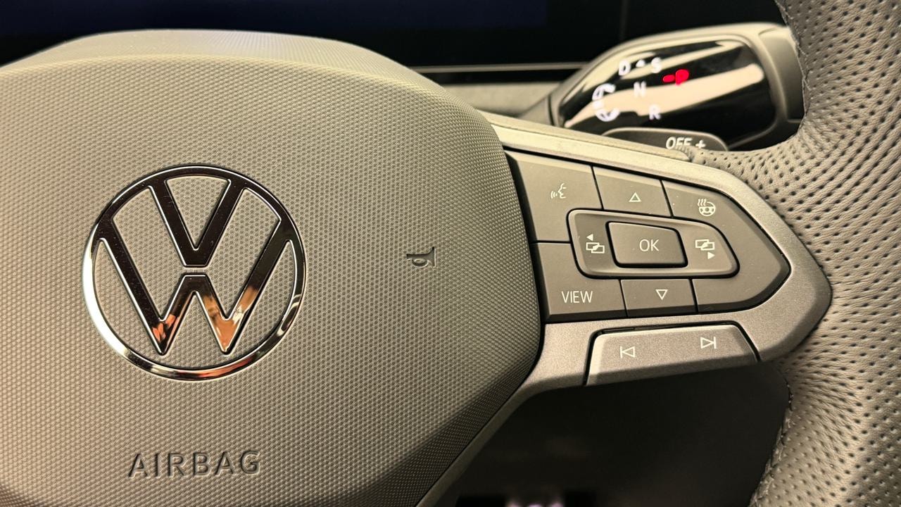 VW Tiguan 2.0 TDI SCR R-Line 4Motion DSG-image-9