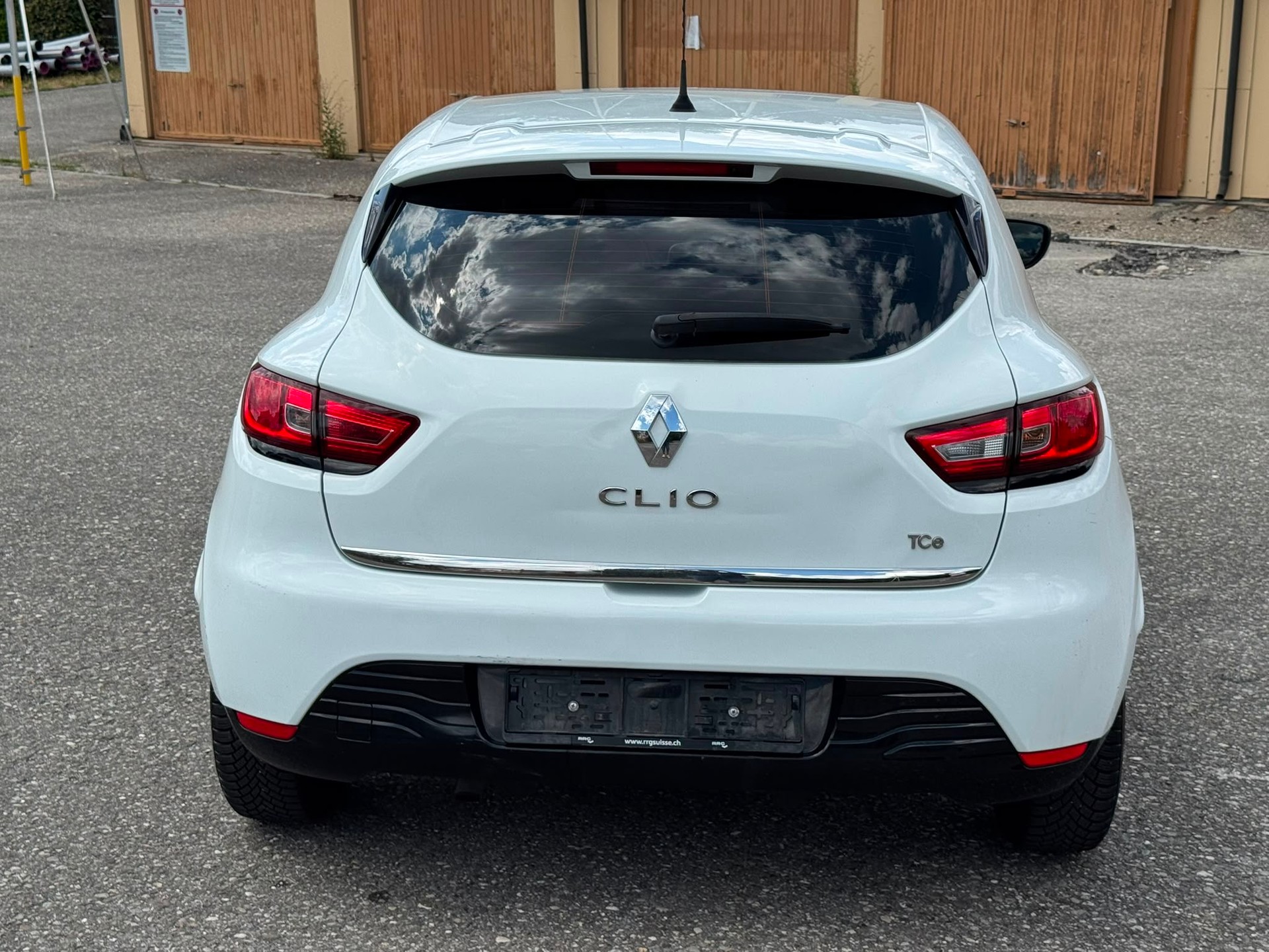 RENAULT Clio 0.9 12V Expression-image-3