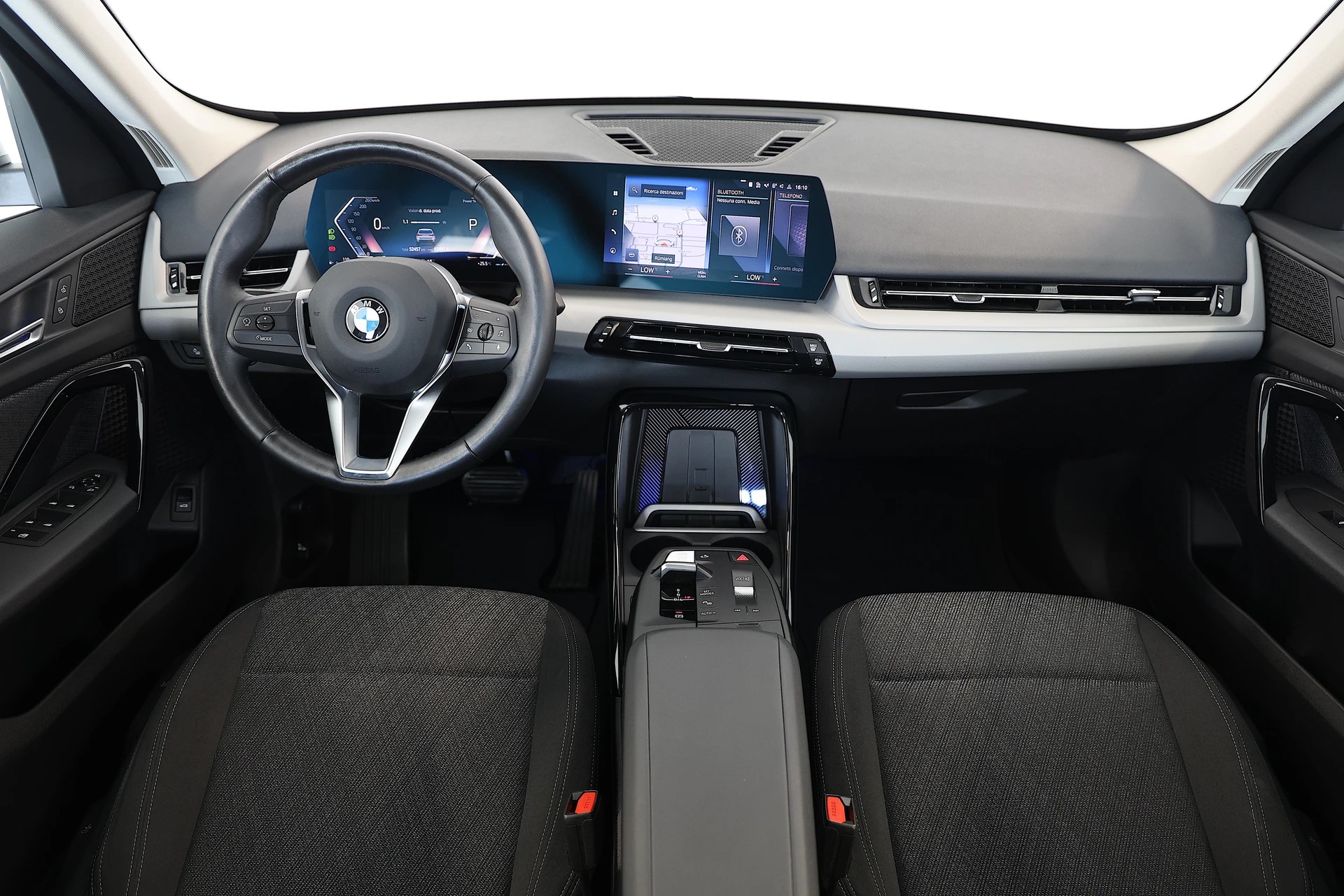 BMW X1 20d xDrive-image-8