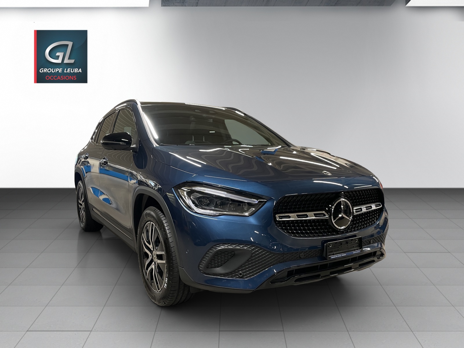 MERCEDES-BENZ GLA 200 Progressive 7G-DCT