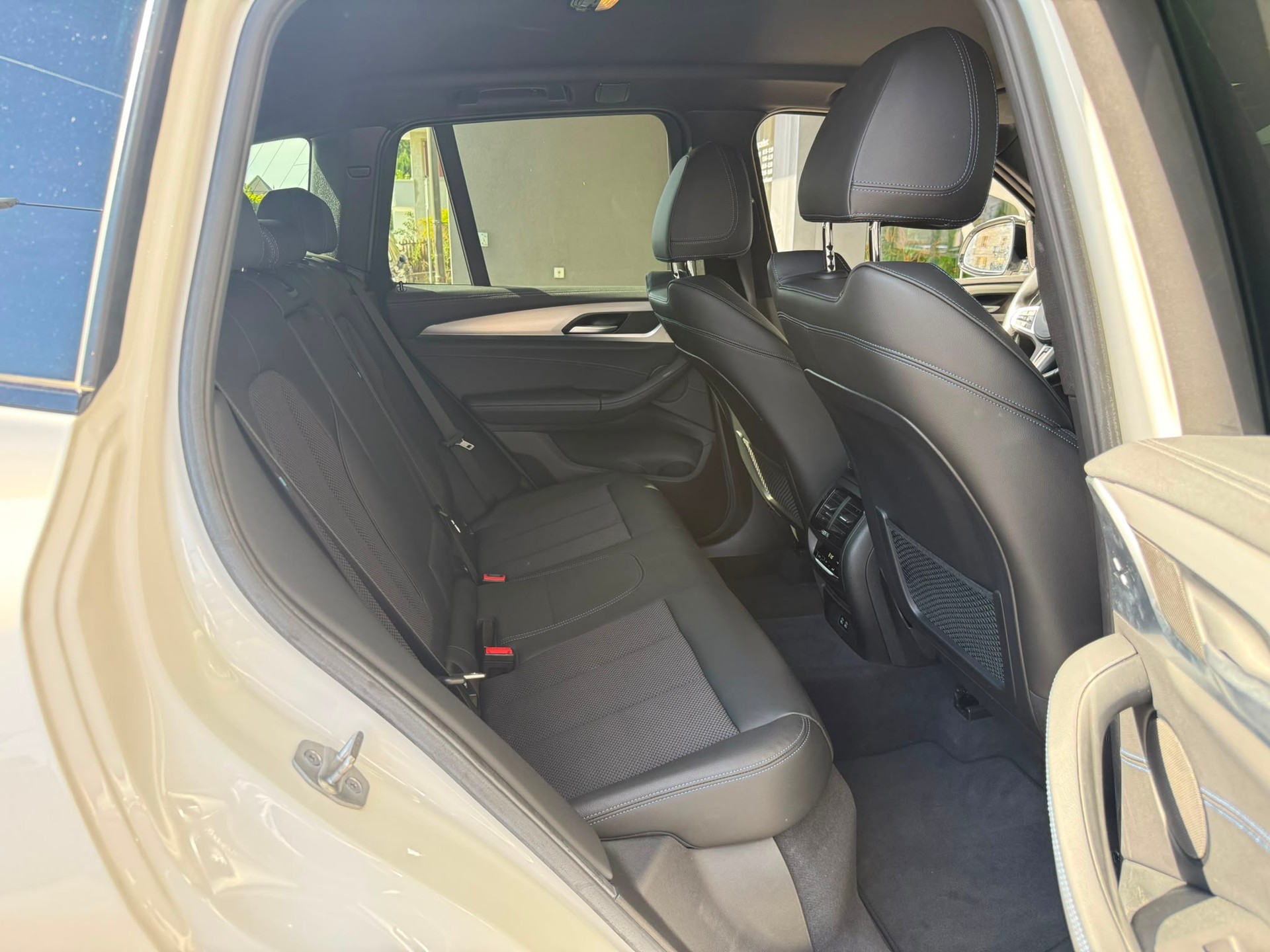 BMW X3 xDrive 20d M Sport *Head-Up* *Werksgarantie* *360 Kamera* Steptronic-image-15