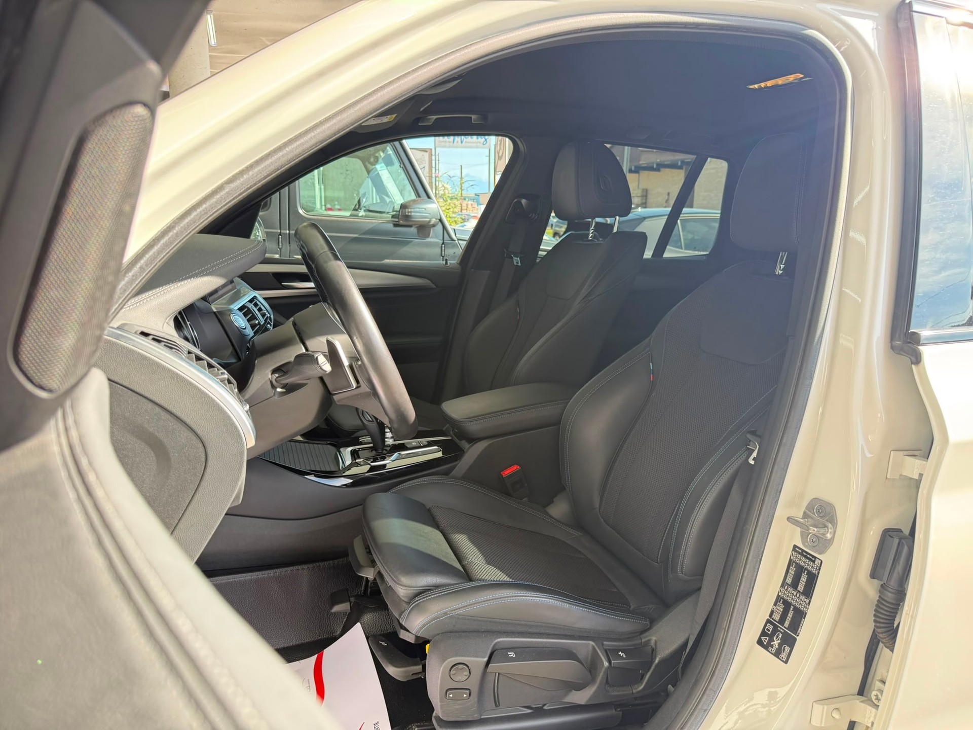 BMW X3 xDrive 20d M Sport *Head-Up* *Werksgarantie* *360 Kamera* Steptronic-image-11