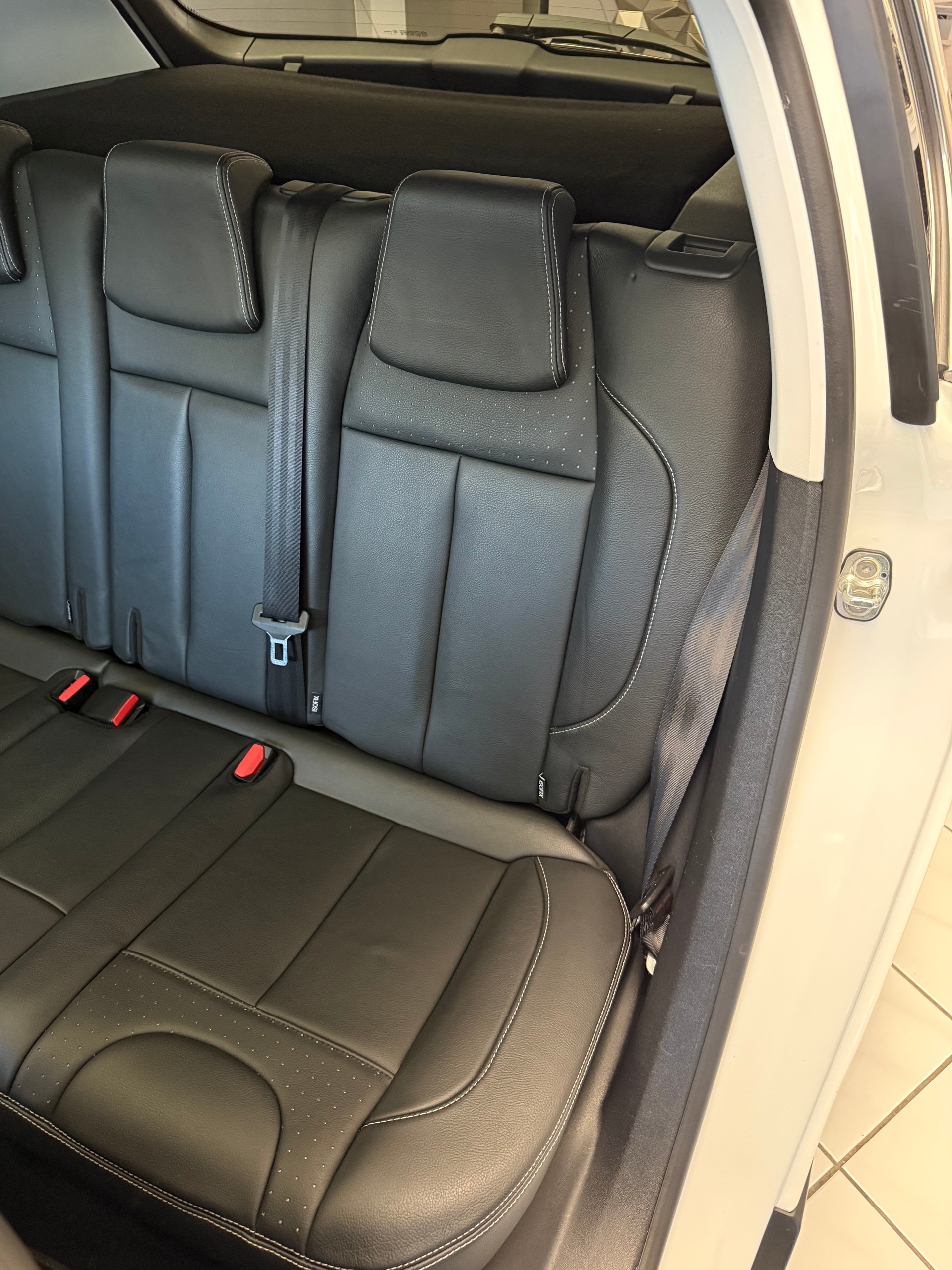 PEUGEOT 2008 1.6 BlueHDi Féline-image-7