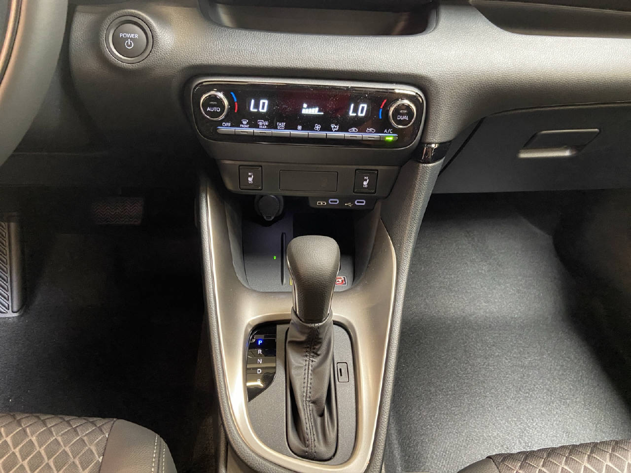 MAZDA 2 1.5 Hybrid Homura-image-8