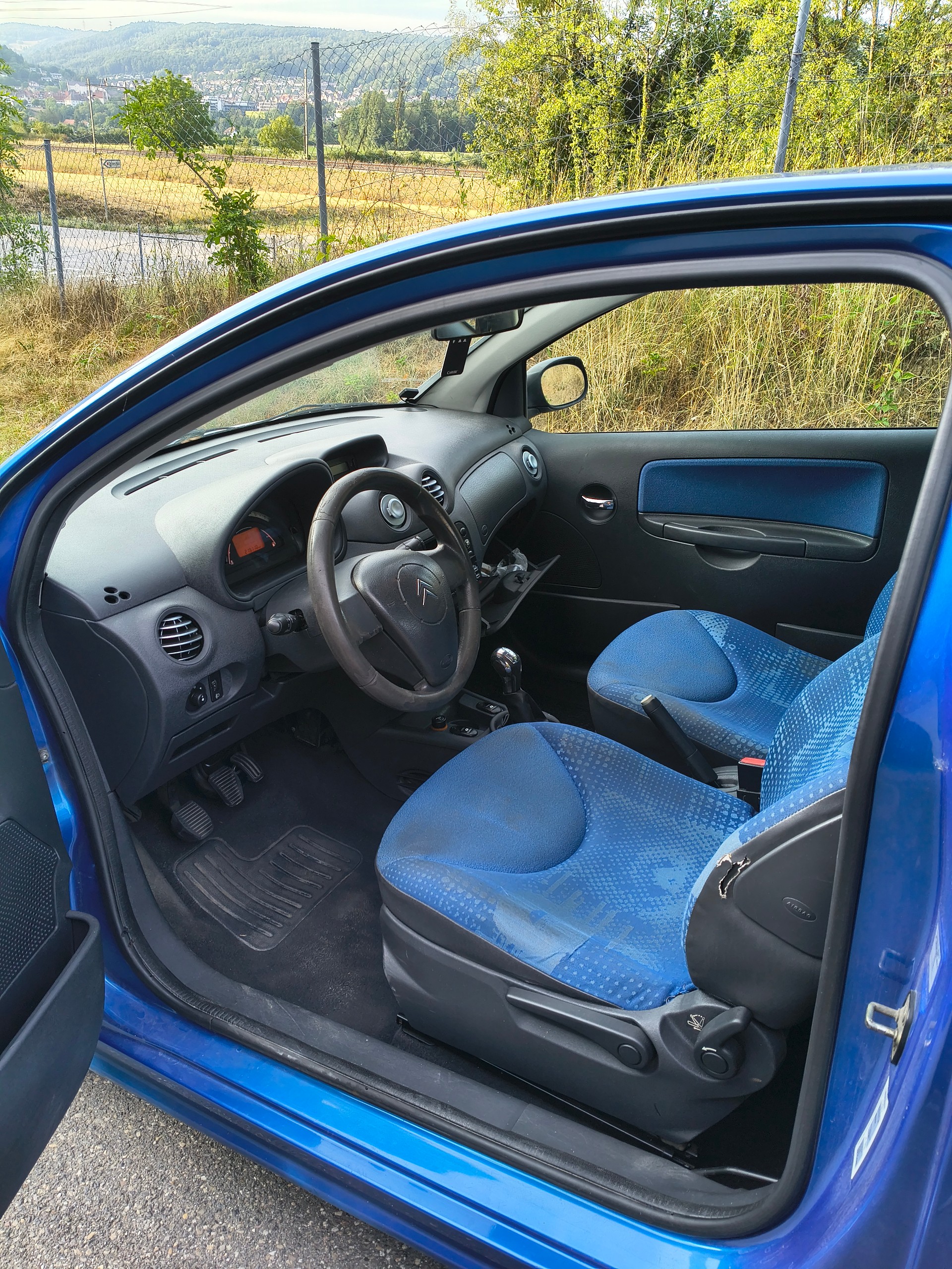 CITROEN C2 1.1i X-image-4