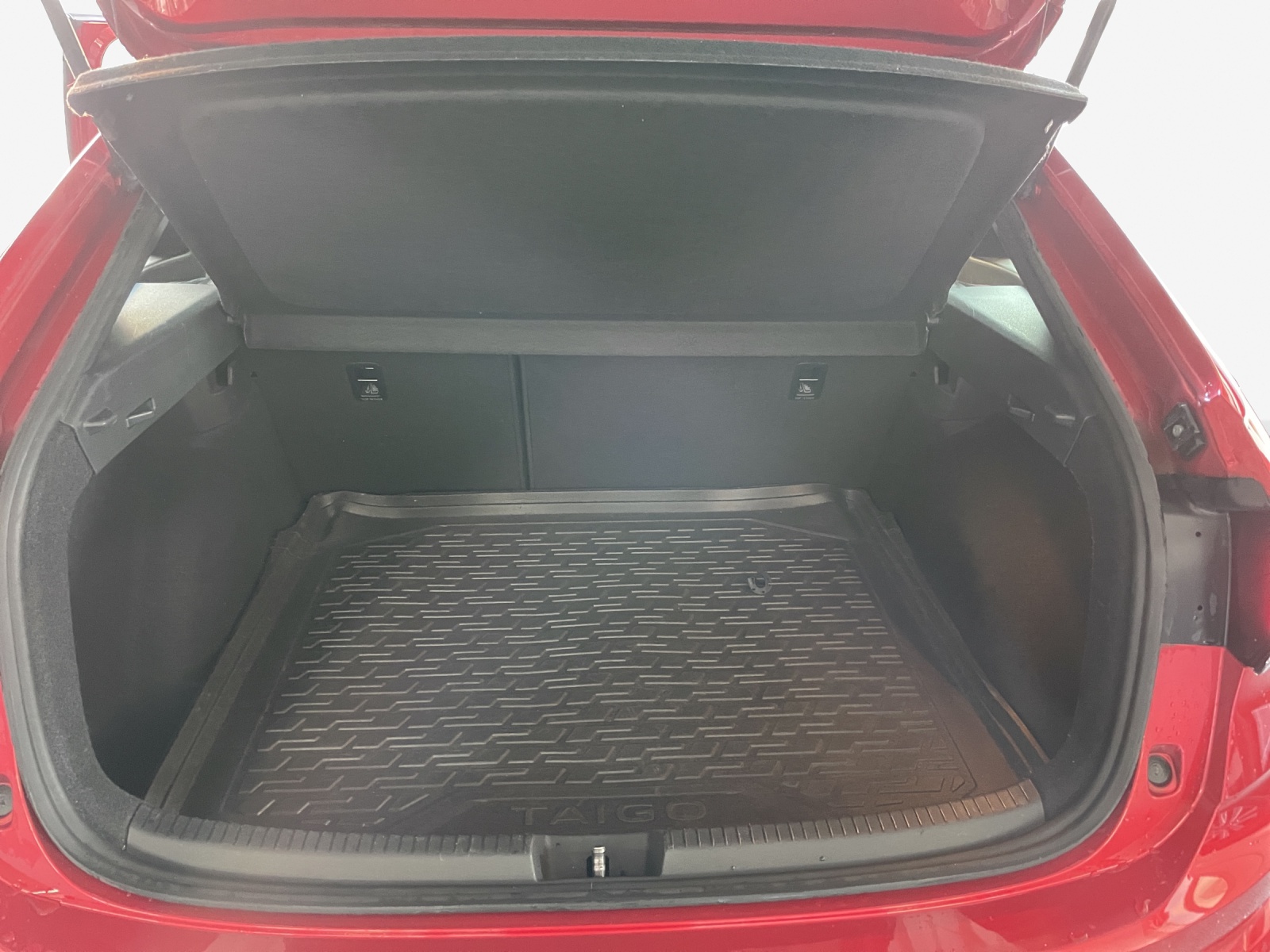 VW Taigo 1.0 TSI R-Line DSG-image-12